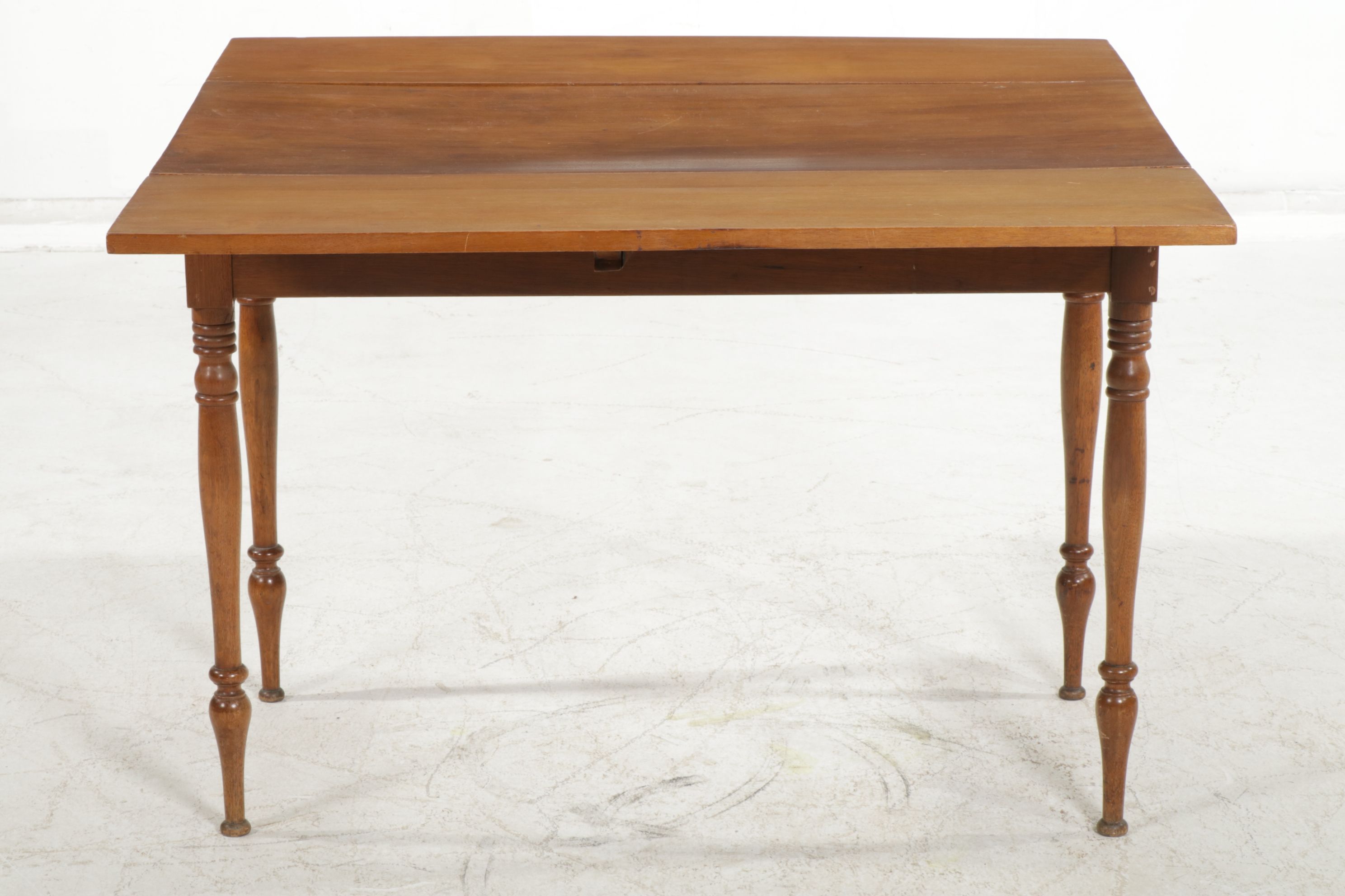 Sheraton Style Walnut Drop Leaf Dining Table