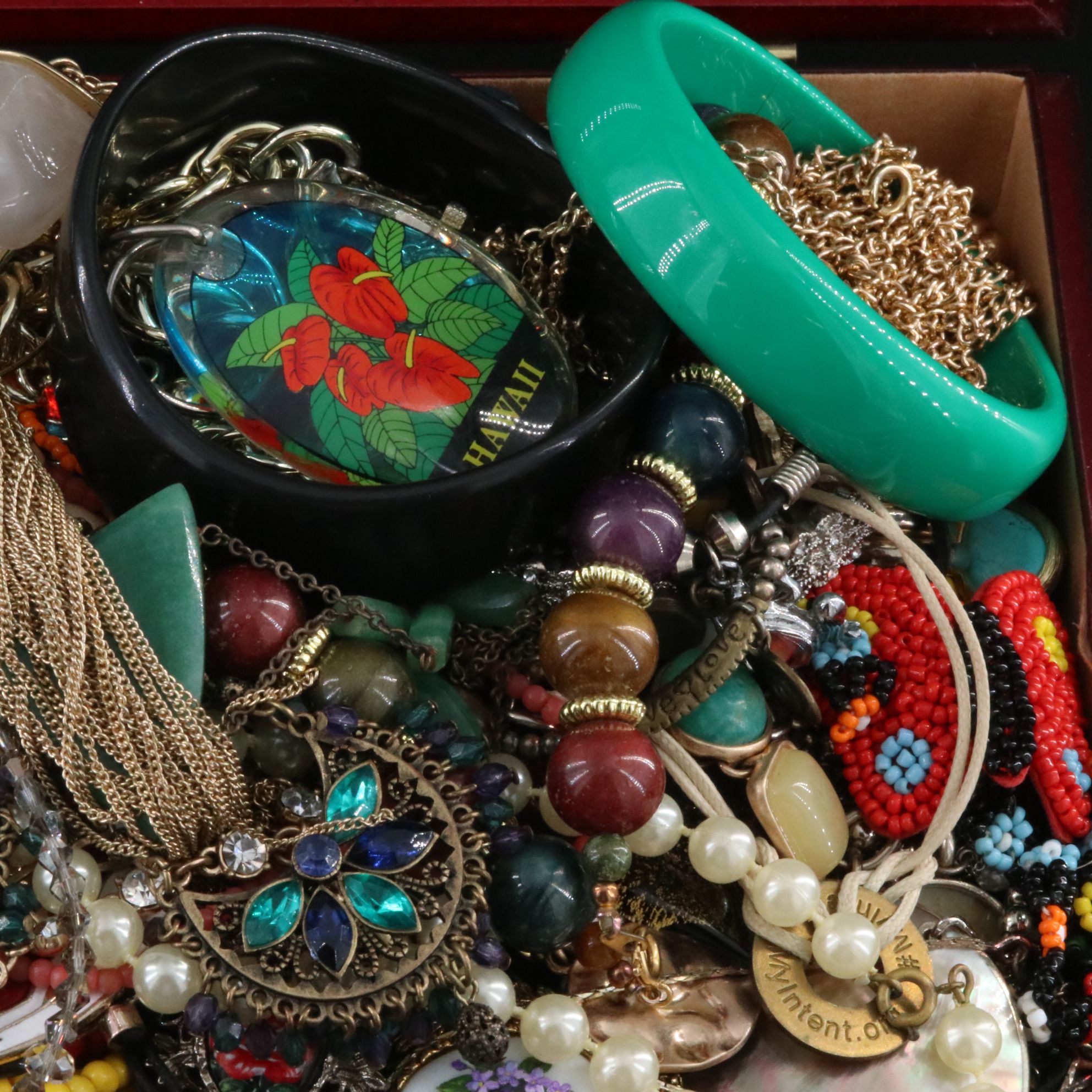 Uncommon Discoveries: Jewelry Collection