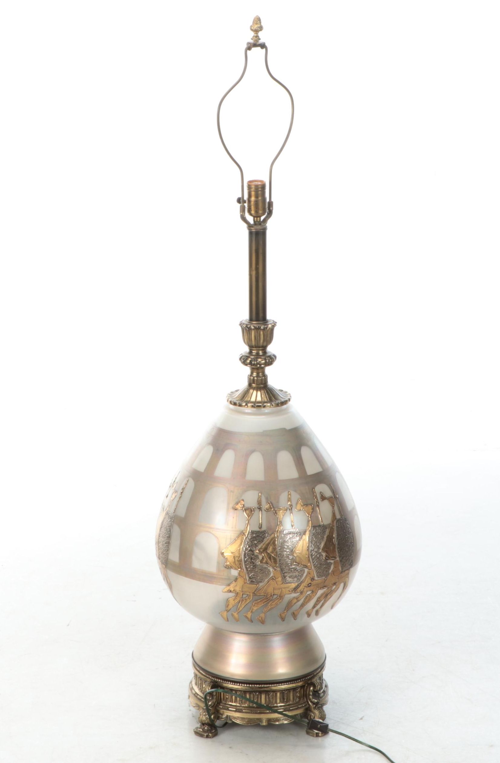 Classical Motif Gilt and Glass Table Lamp
