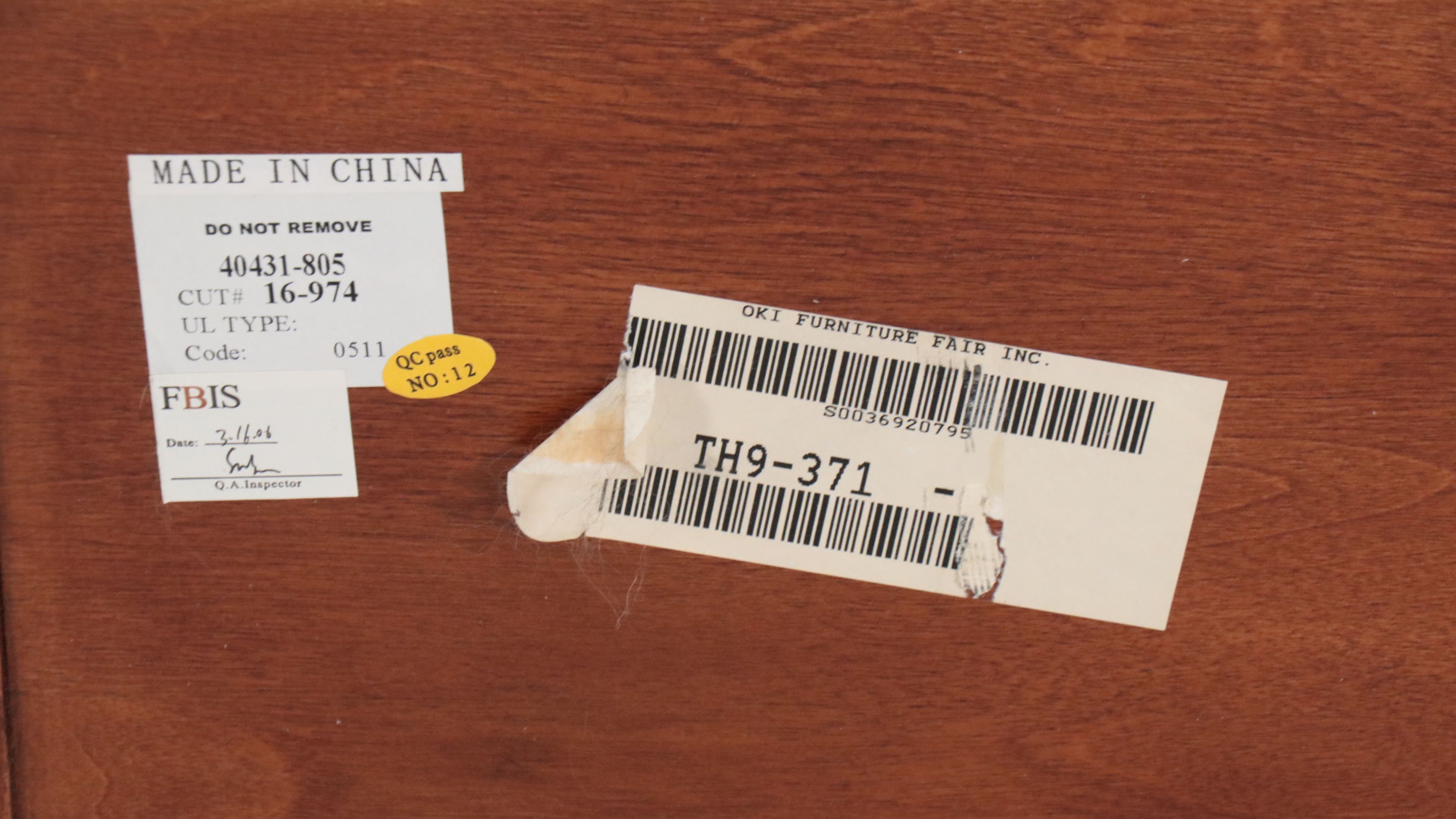 Thomasville Contemporary Cherry Étagère Bookcase