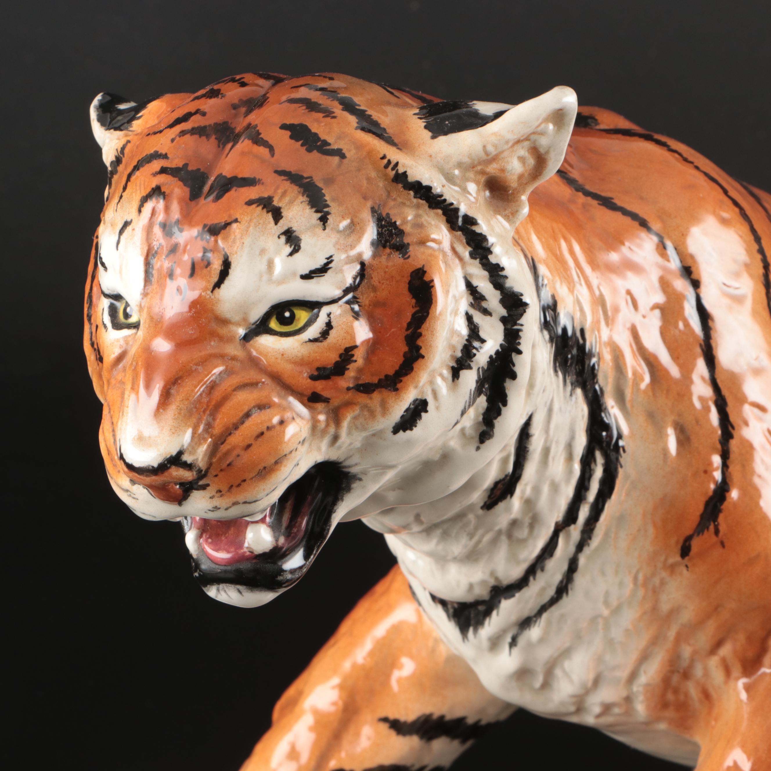 Cincinnati Bengals Glass Tumblers with Ceramic Tiger and Mug