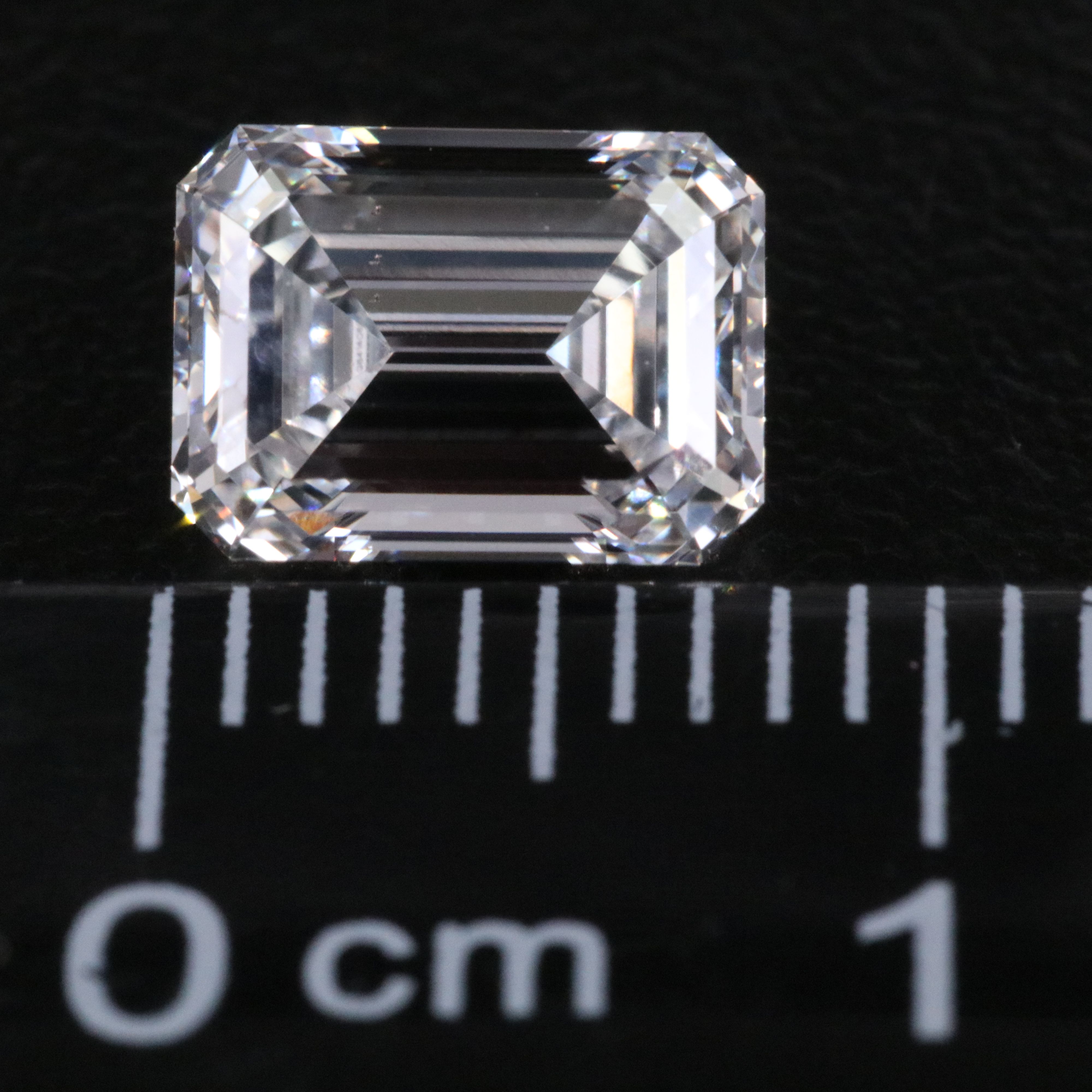 Loose 1.57 CT Lab Grown Diamond with IGI Report