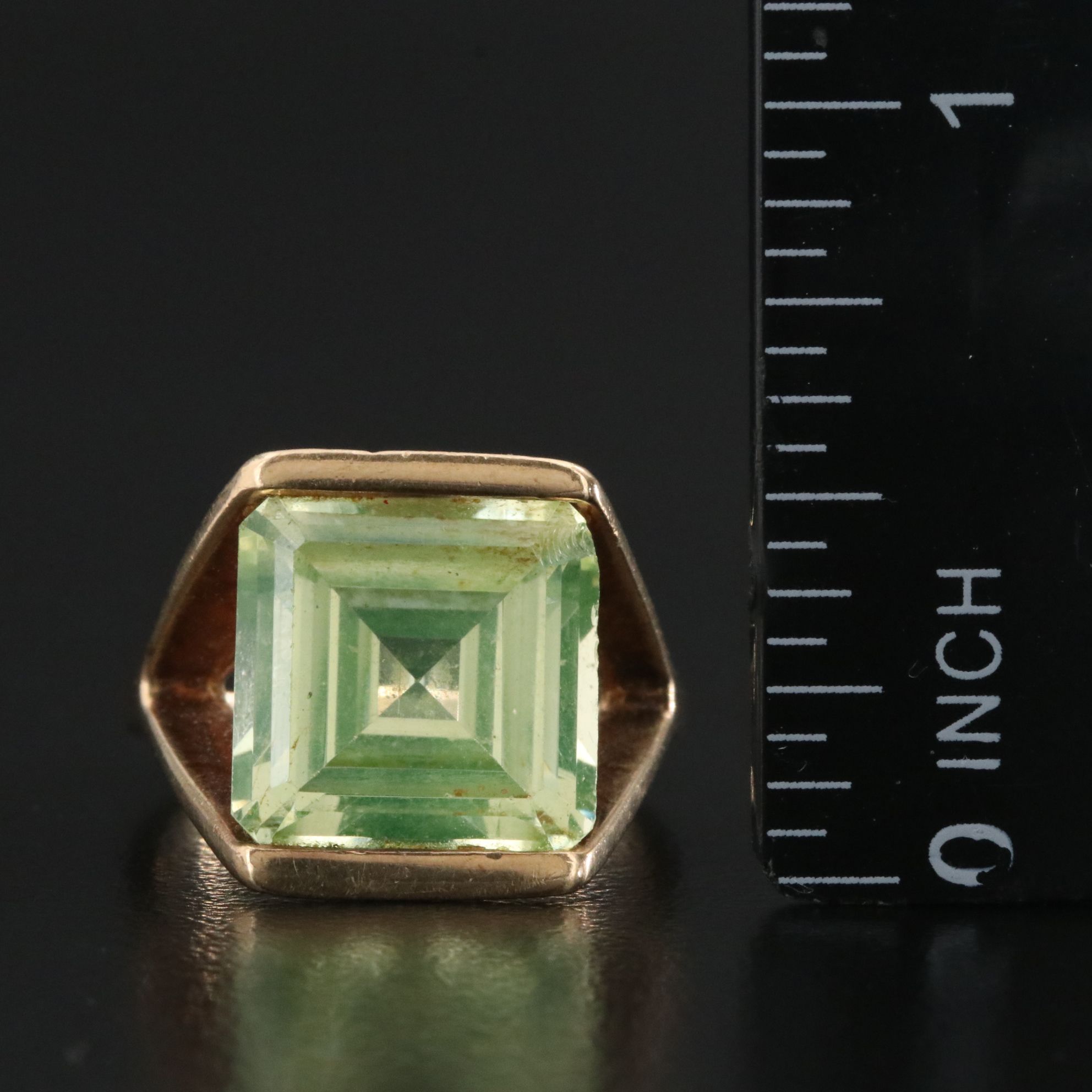 10K Spinel Ring