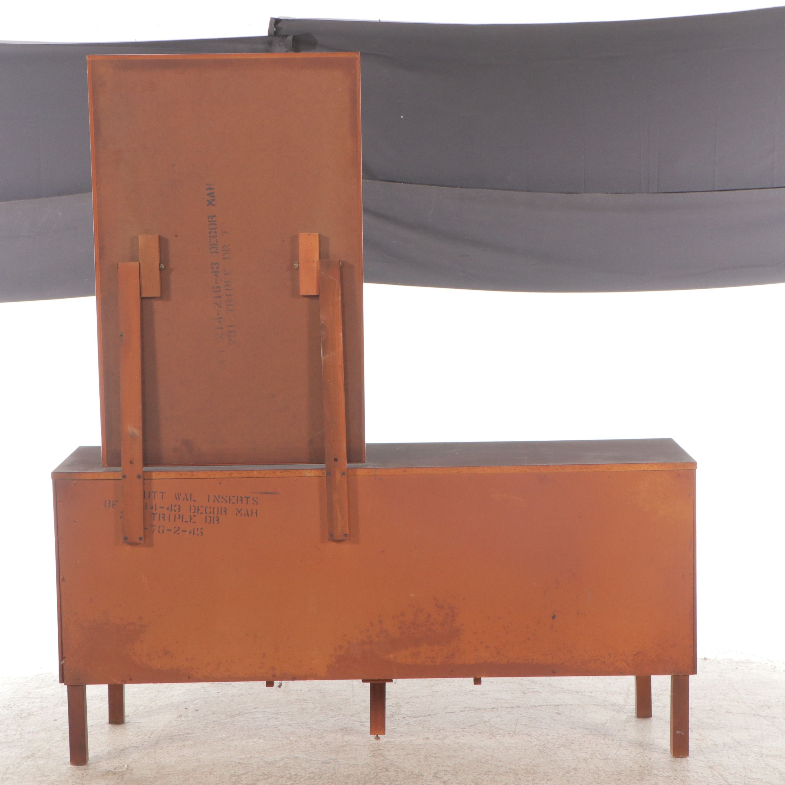 Bassett Furniture Mid Century Modern Walnut Dresser with Mirror, Mid-20th C.