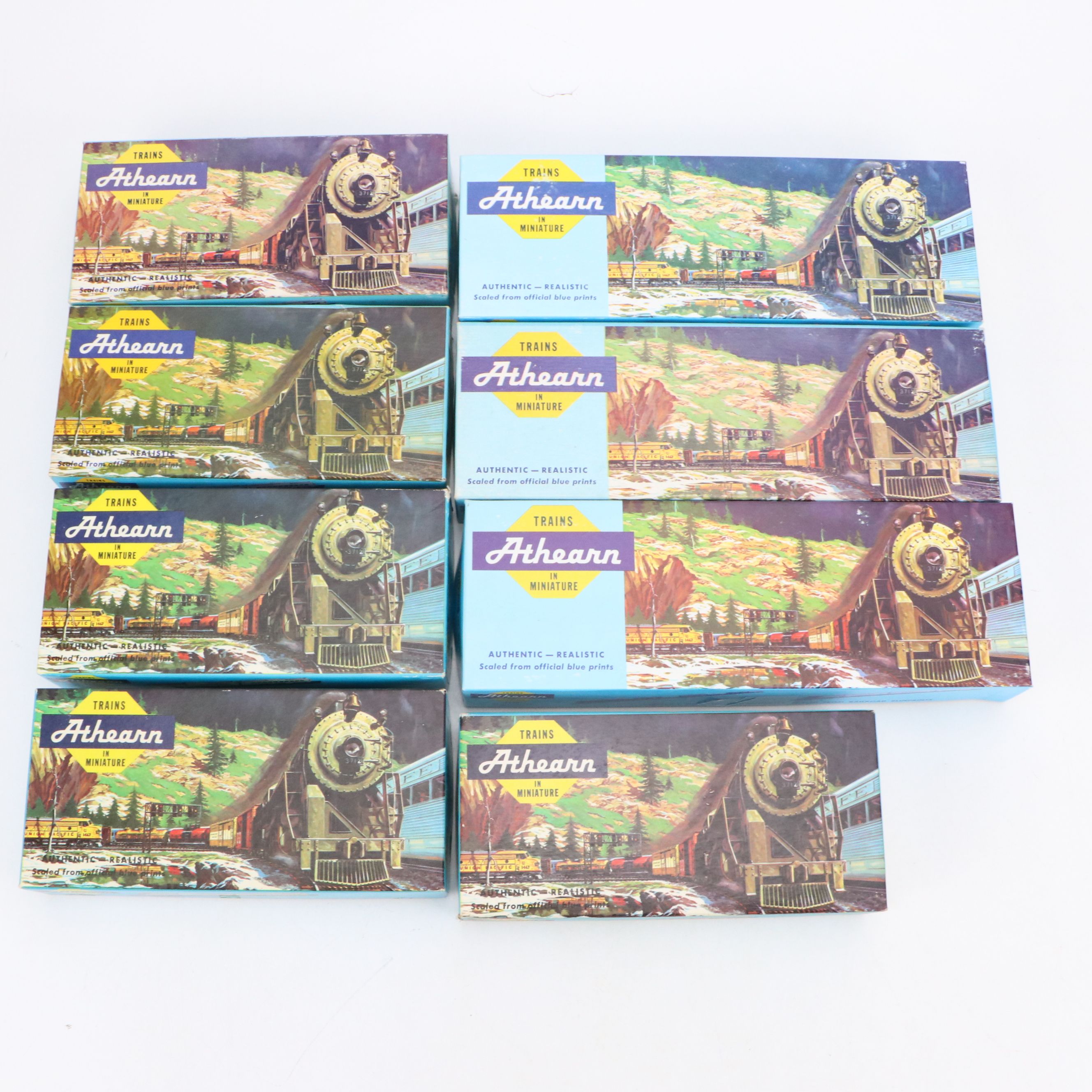 Athearn Southern Pacific Locomotives with Boxcars and Mini Callen Pirate Cannon