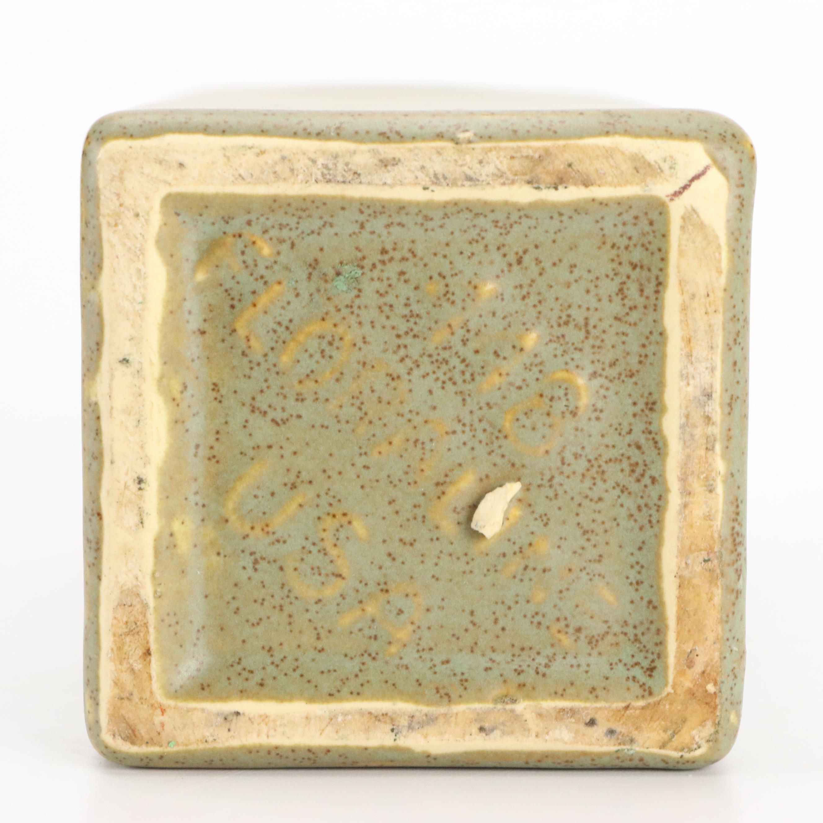 McCoy Pottery Floraline Matte Glaze Vase with More Ceramic Décor