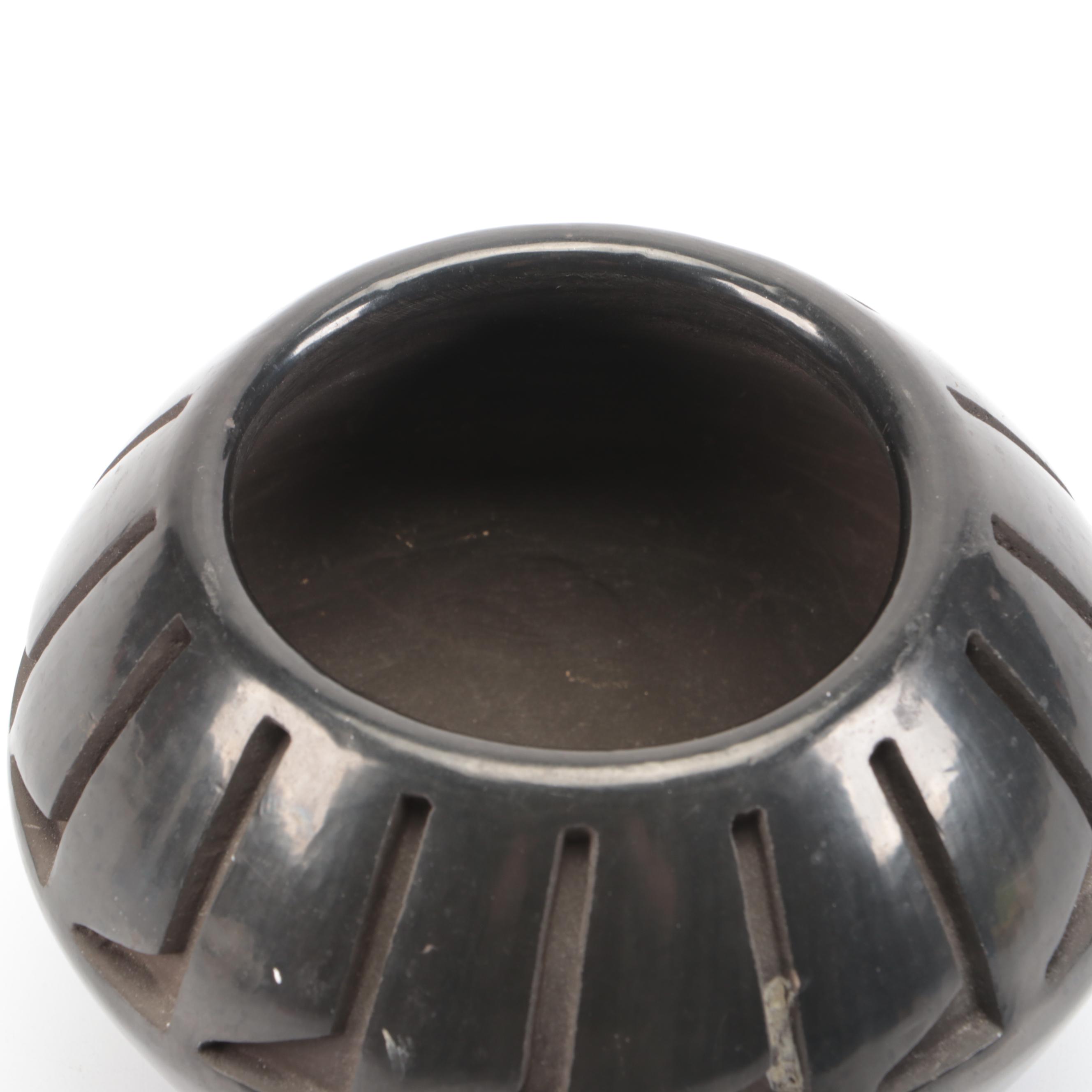 Sammy & Adrianna Naranjo Santa Clara Blackware Pottery Bowl, 1995