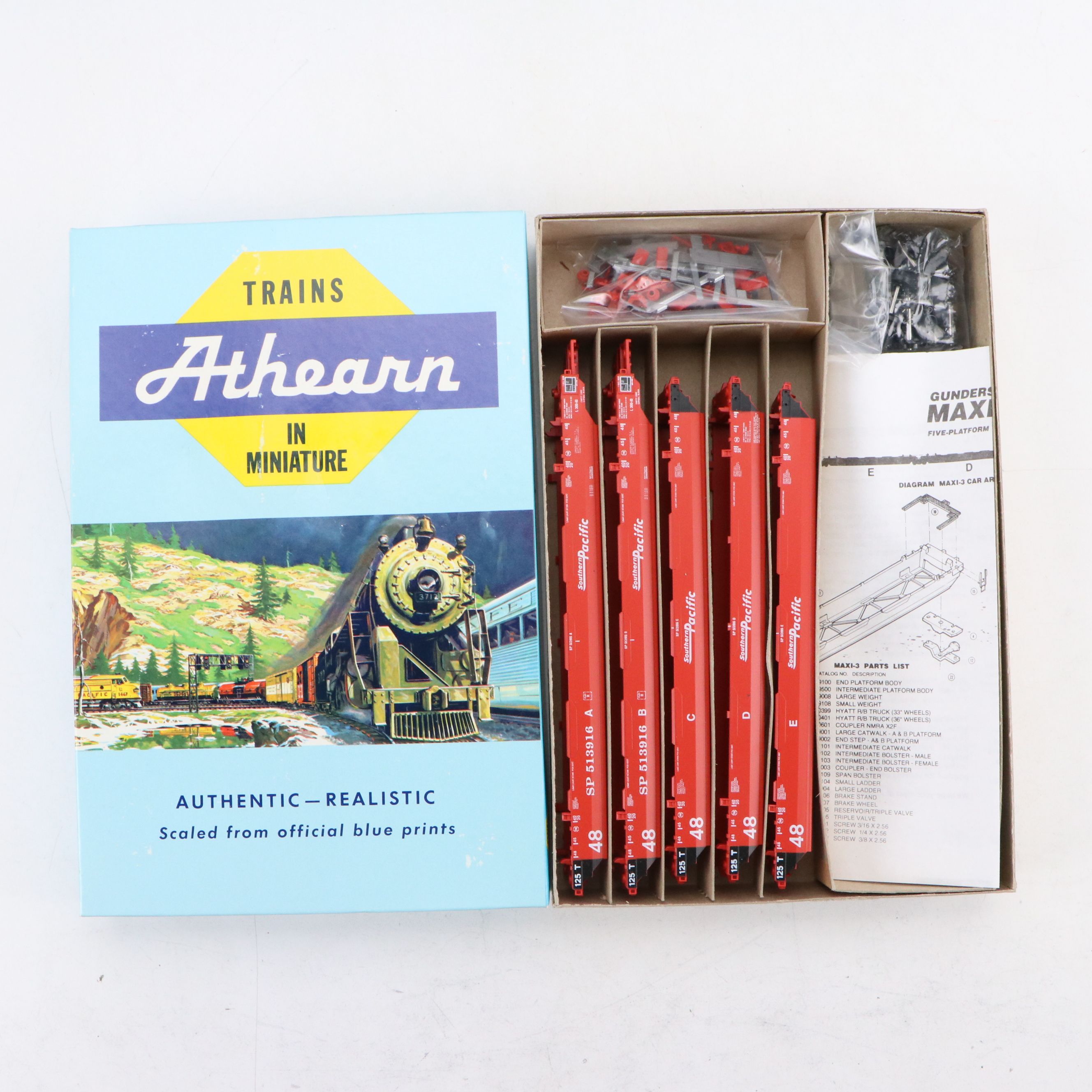 Athearn HO Scale Southern Pacific Diesel Locomotives with Flat and Box Cars