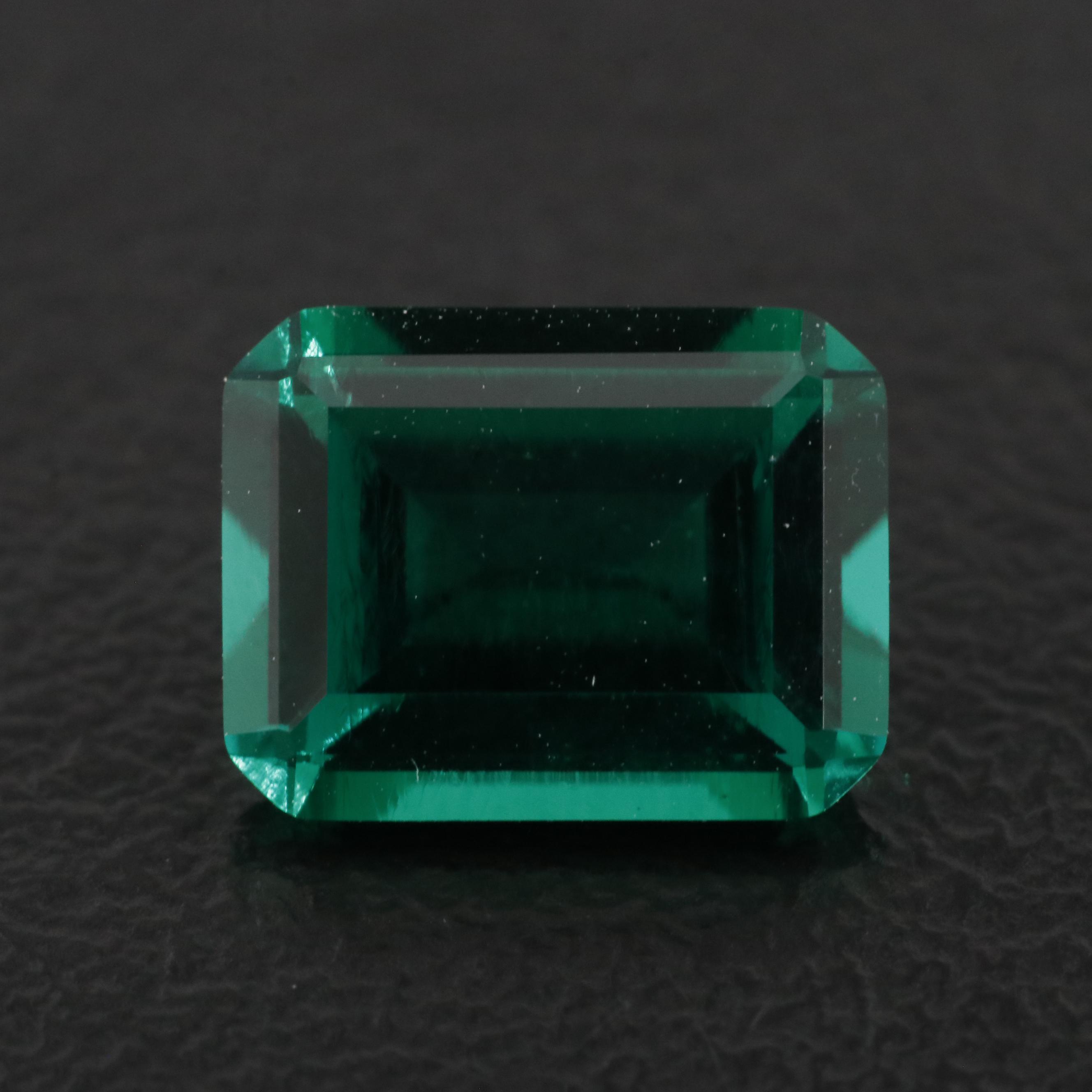 Loose 2.02 CT Lab Grown Emerald