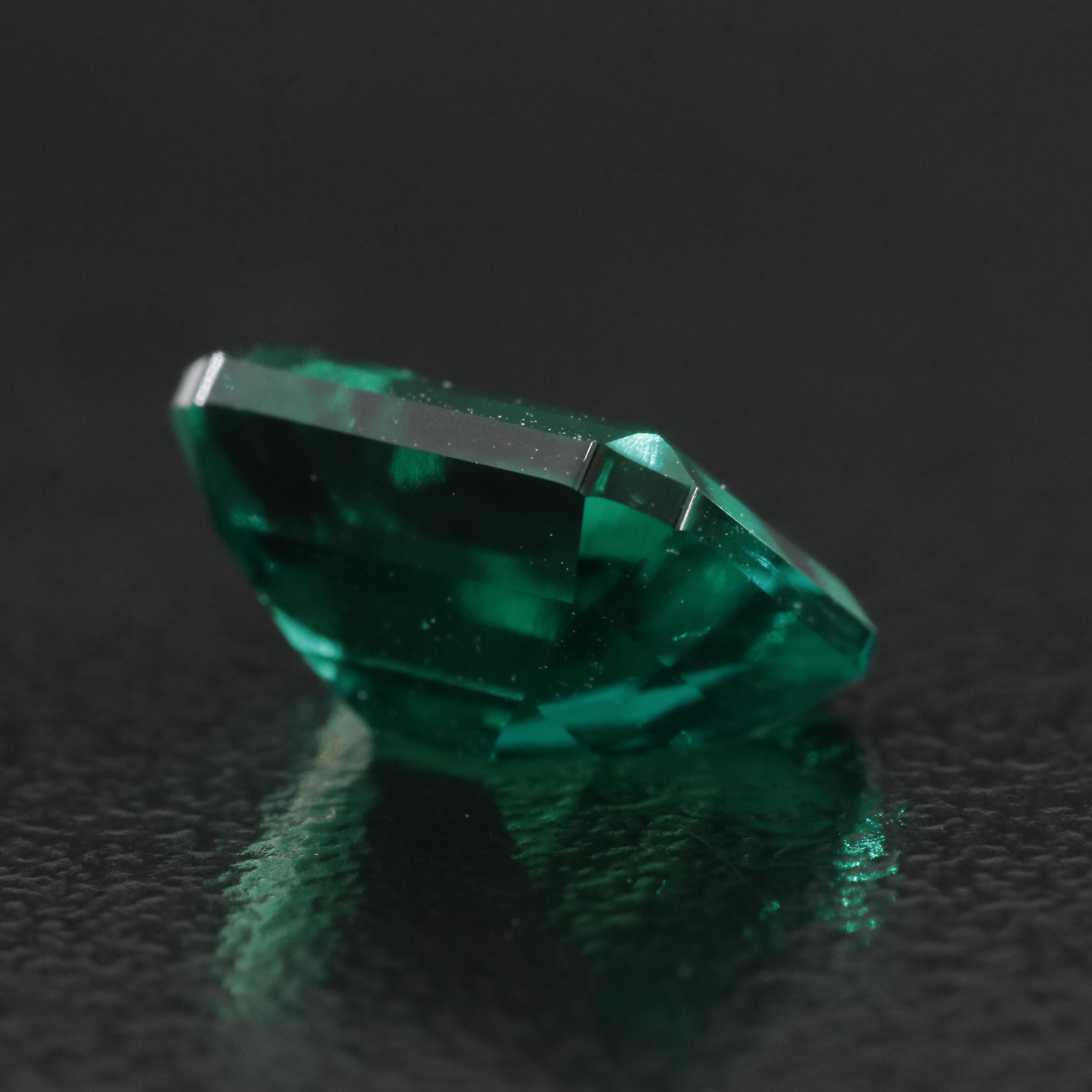 Loose 2.02 CT Lab Grown Emerald