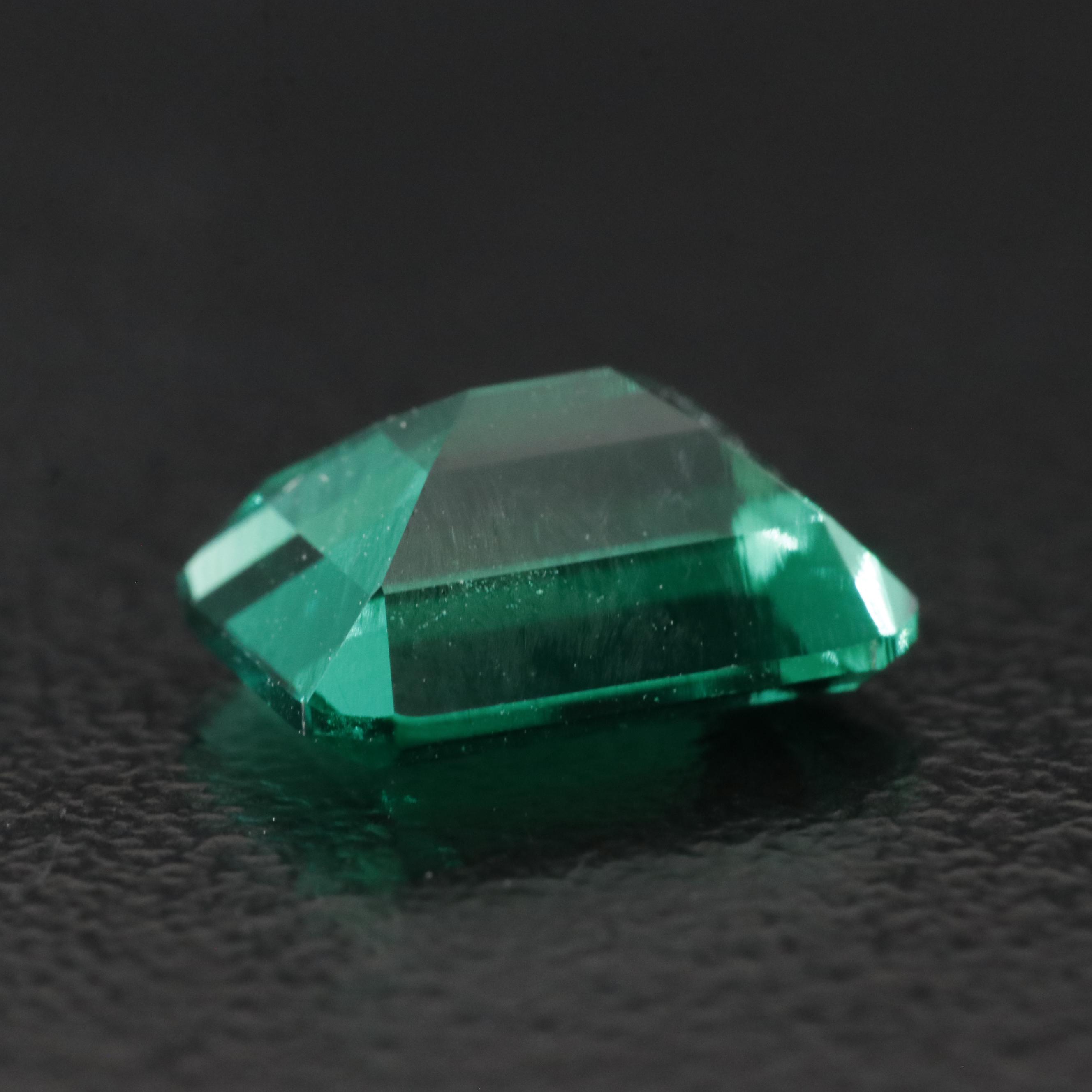 Loose 2.02 CT Lab Grown Emerald