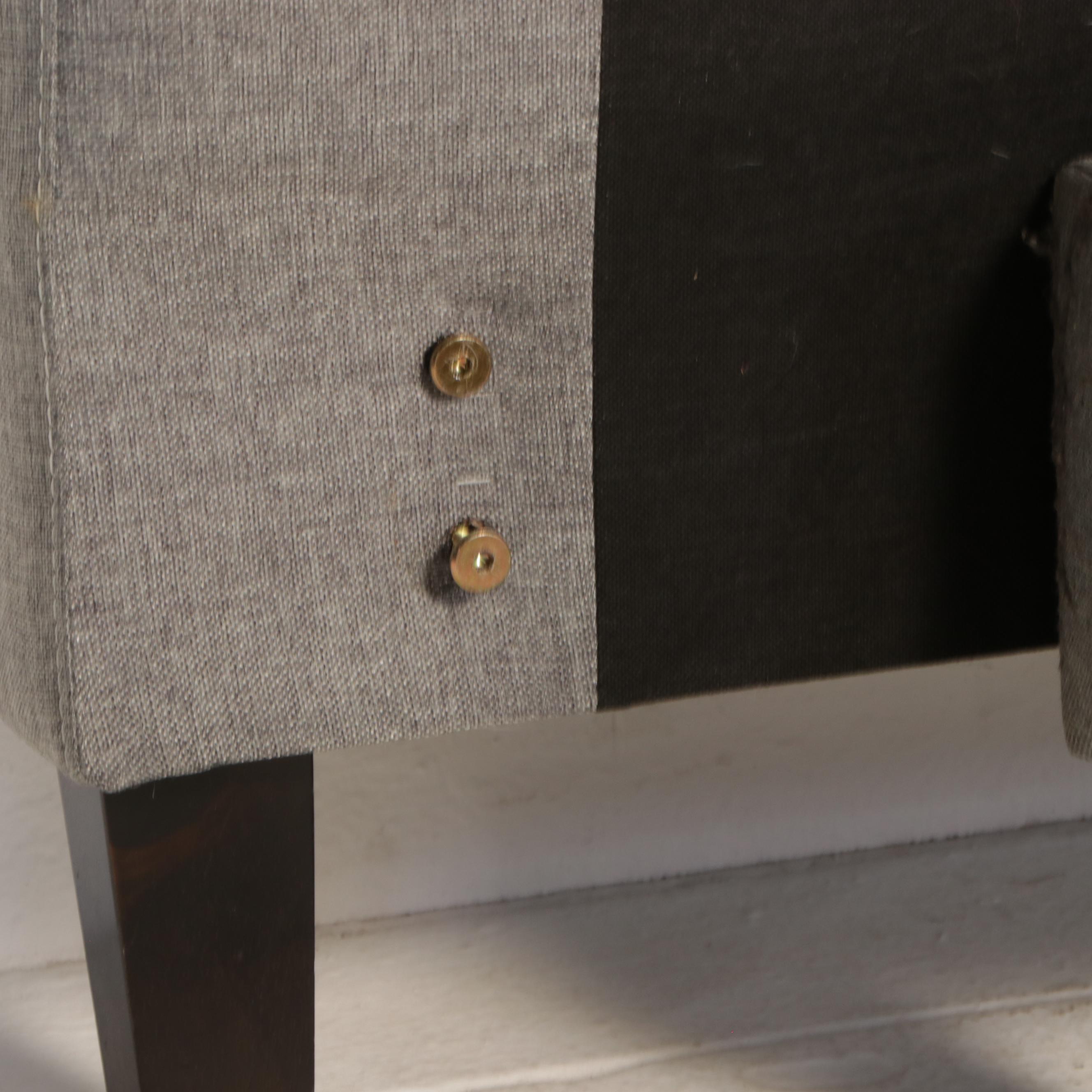 Contemporary Button-Tufted Grey Fabric Upholstered King Size Bed Frame