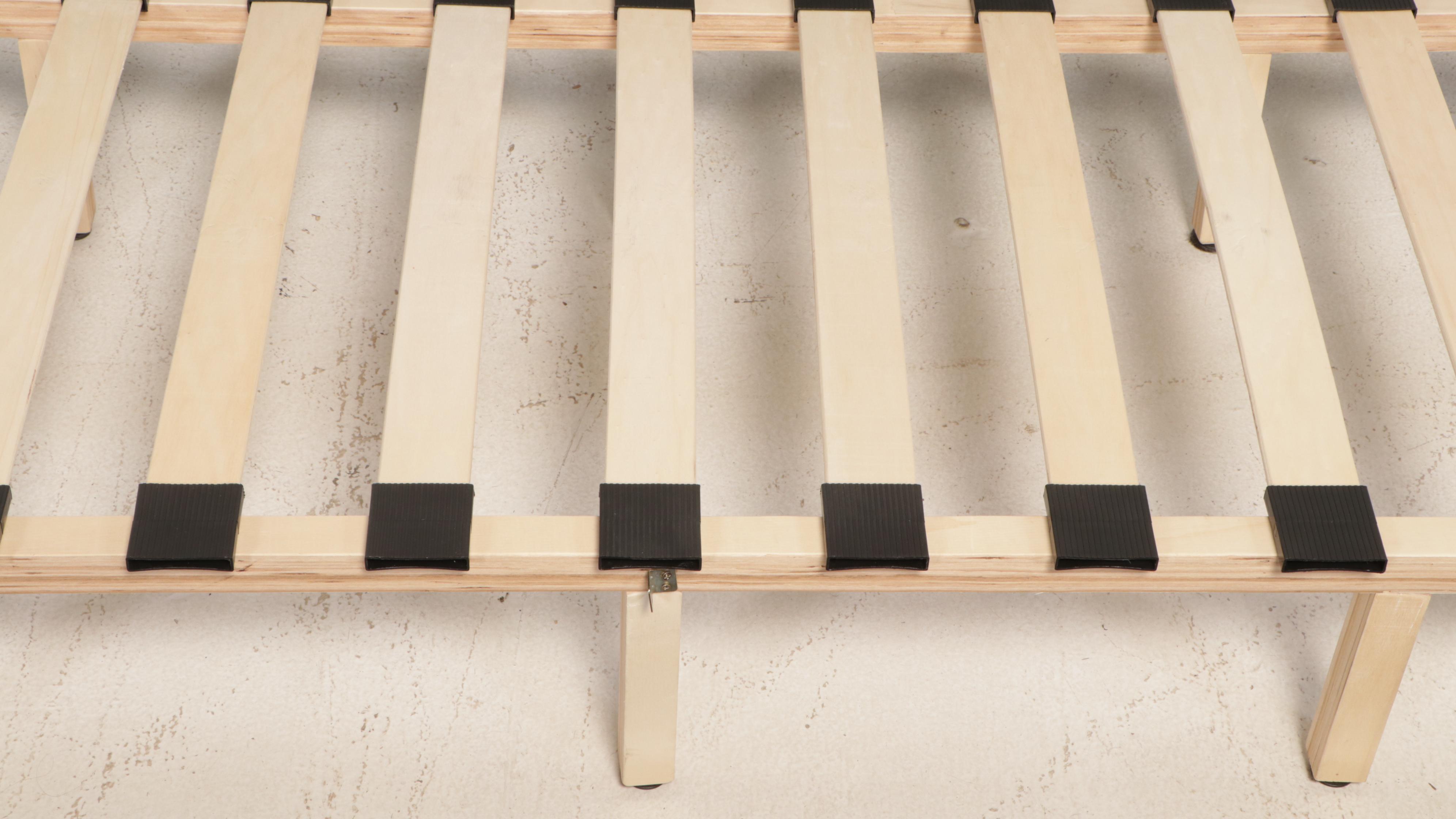 Contemporary Button-Tufted Grey Fabric Upholstered King Size Bed Frame