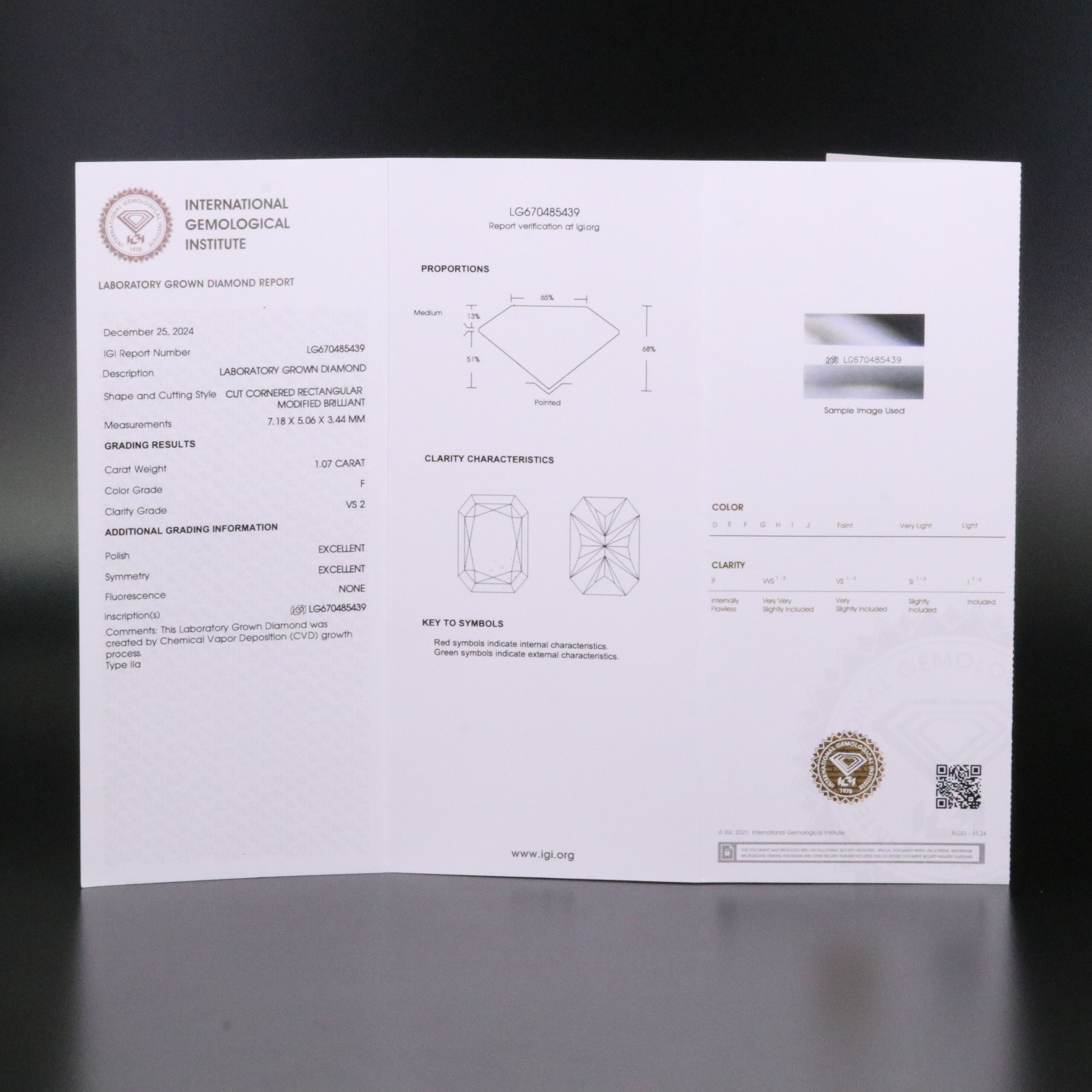 Loose 1.07 CT Lab Grown Diamond with IGI Report