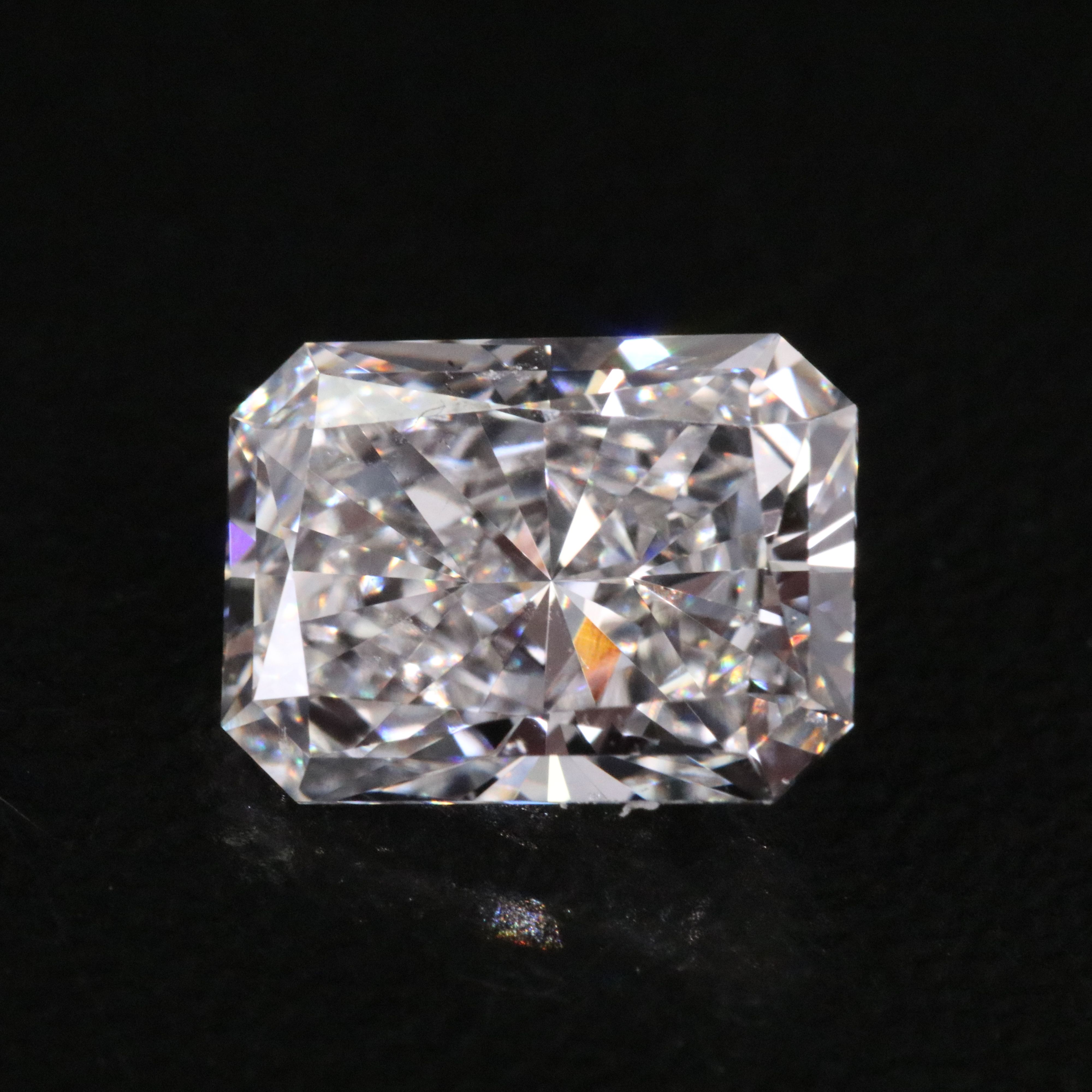 Loose 1.74 CT Lab Grown Diamond with IGI Report