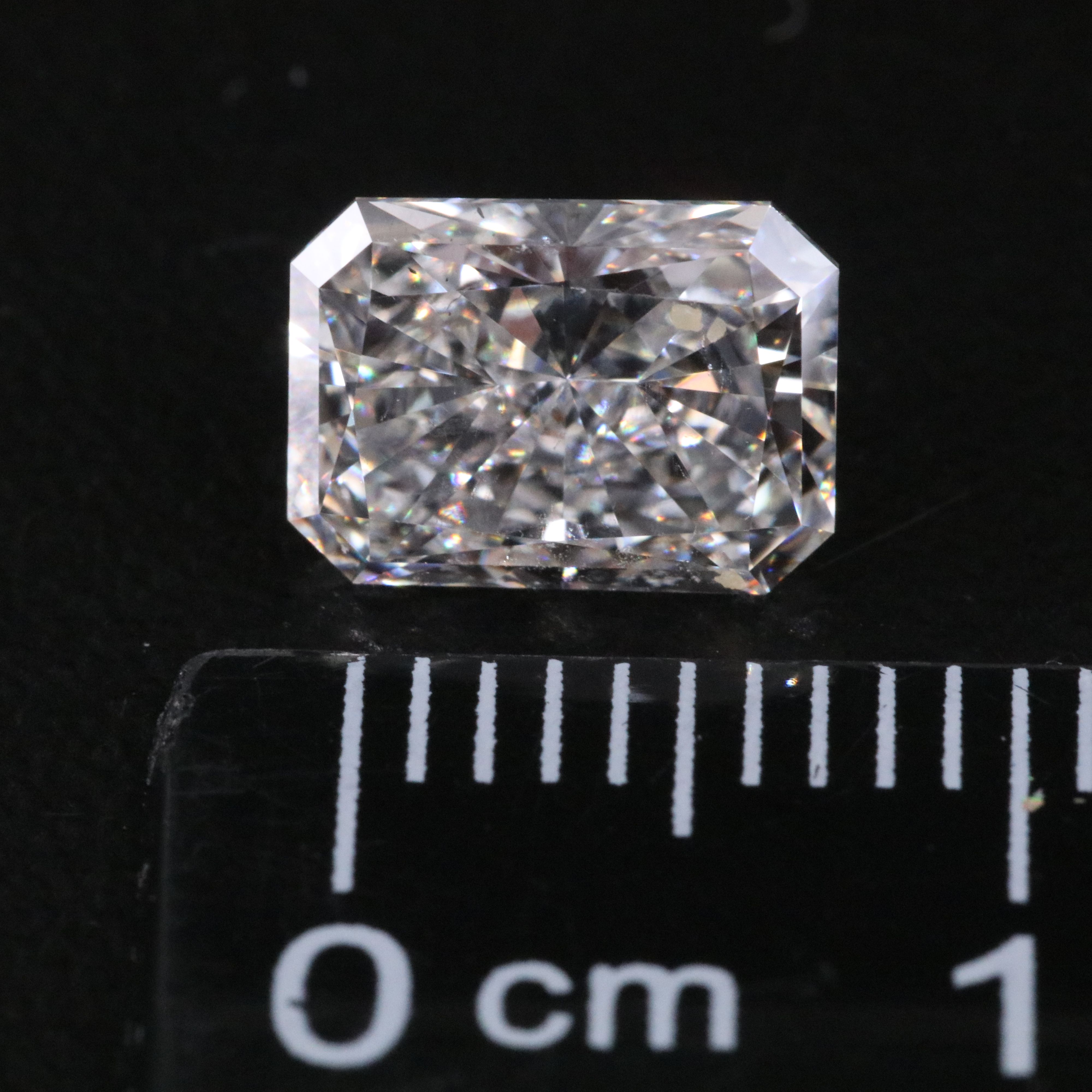 Loose 1.74 CT Lab Grown Diamond with IGI Report