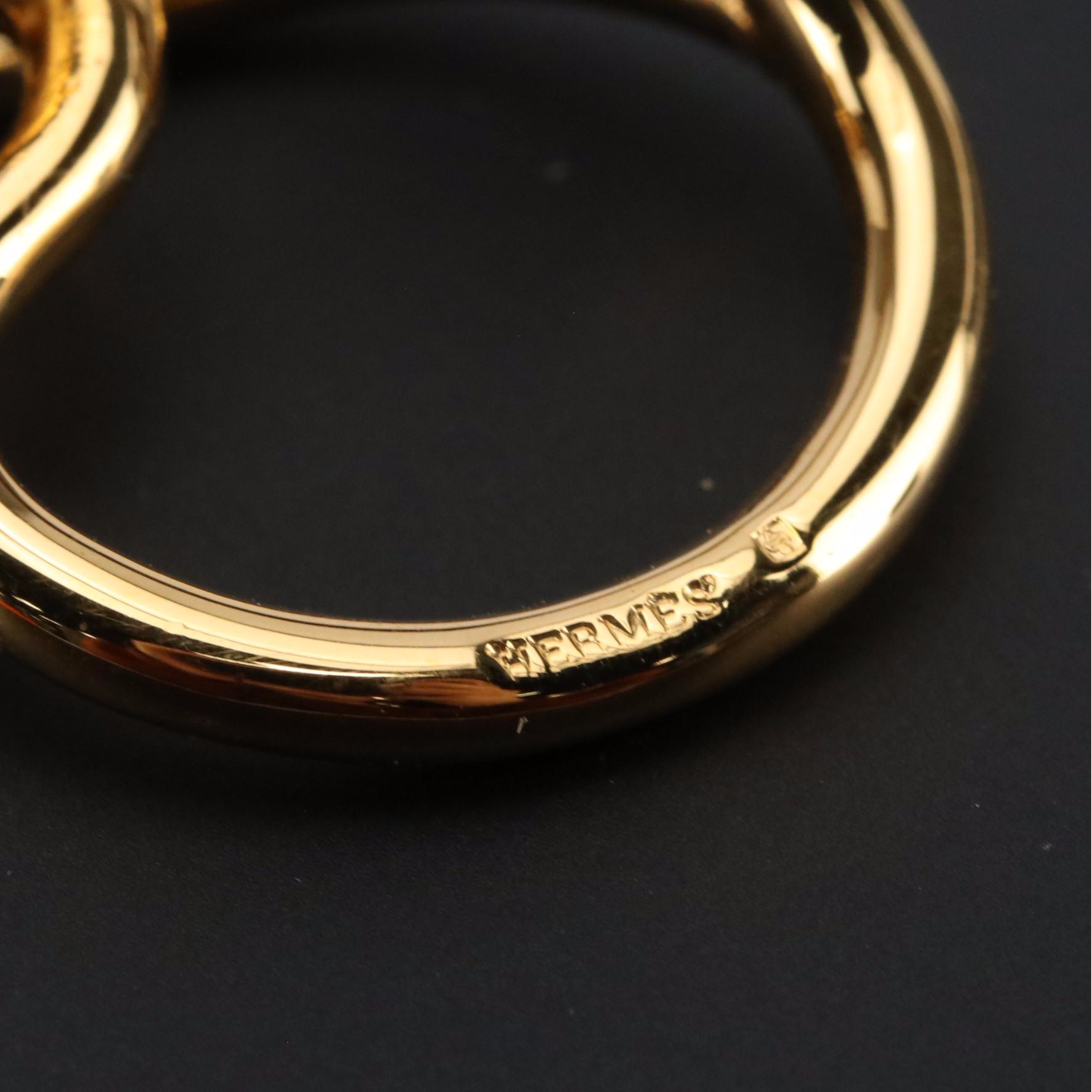 Hermès Gold Plated Jumbo Hook Scarf Ring in Box