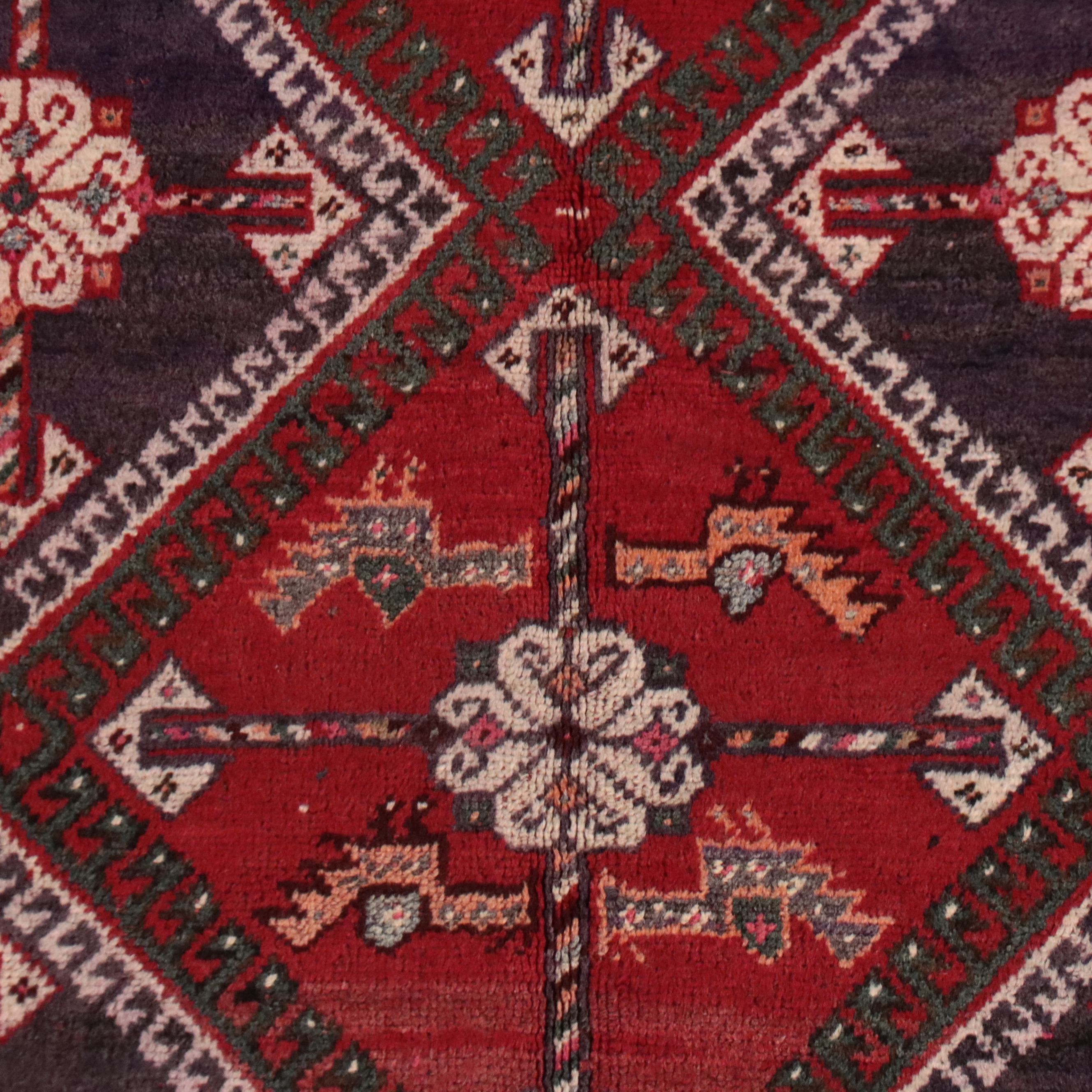 4'9 x 6'6 Hand-Knotted Persian Qashqai Area Rug