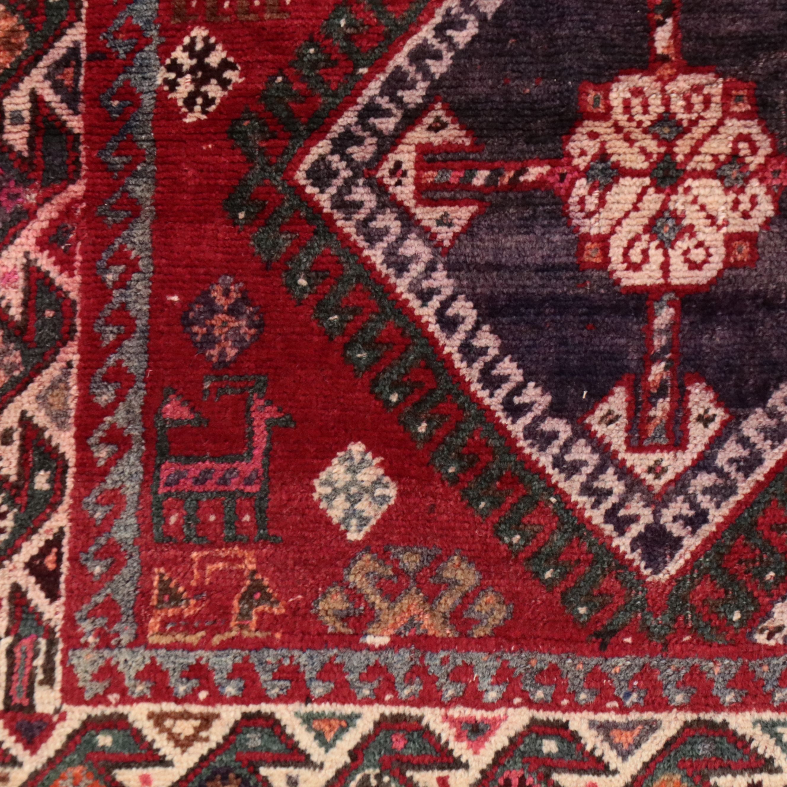 4'9 x 6'6 Hand-Knotted Persian Qashqai Area Rug