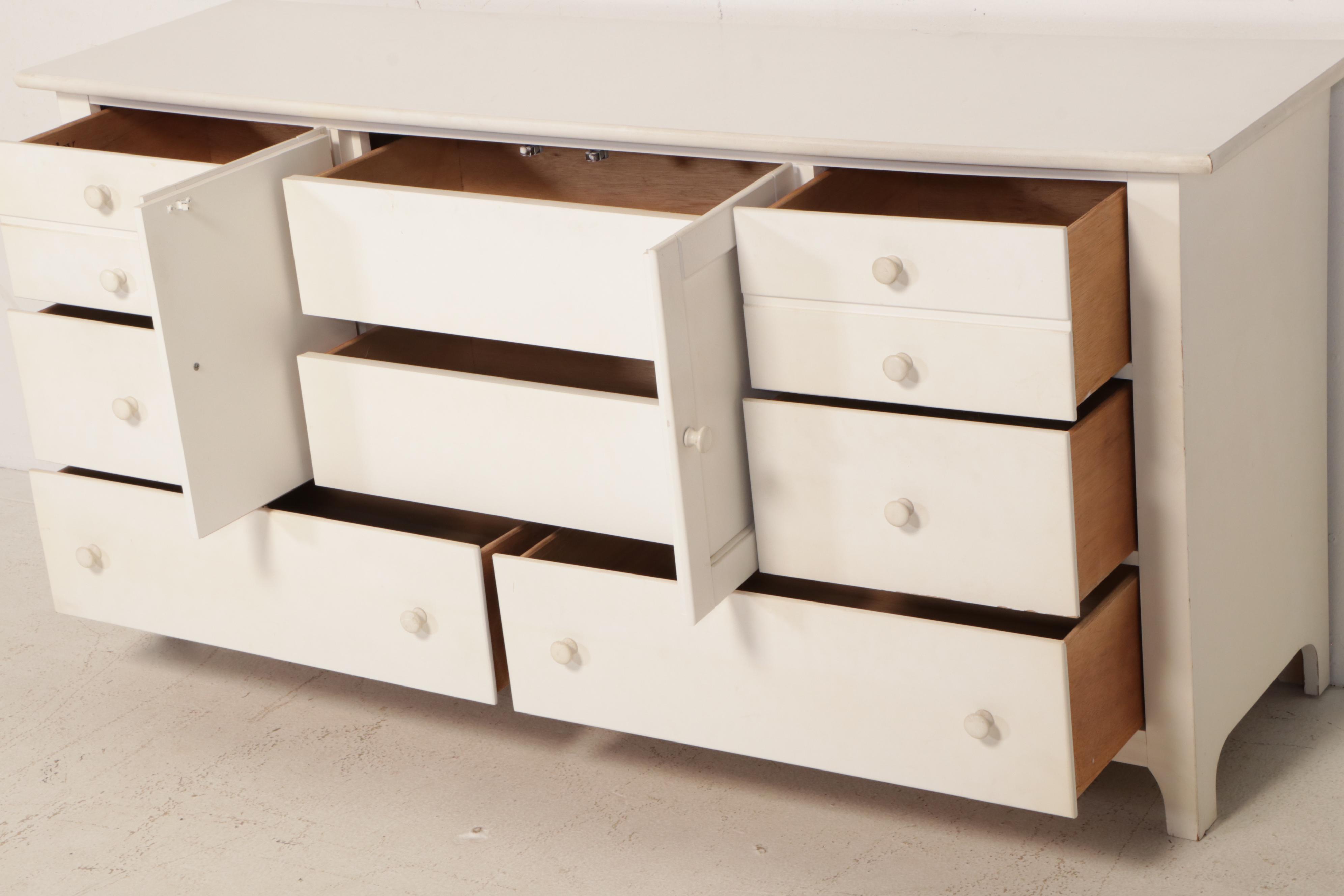 Stanley Furniture White Lacquered Wood Dresser