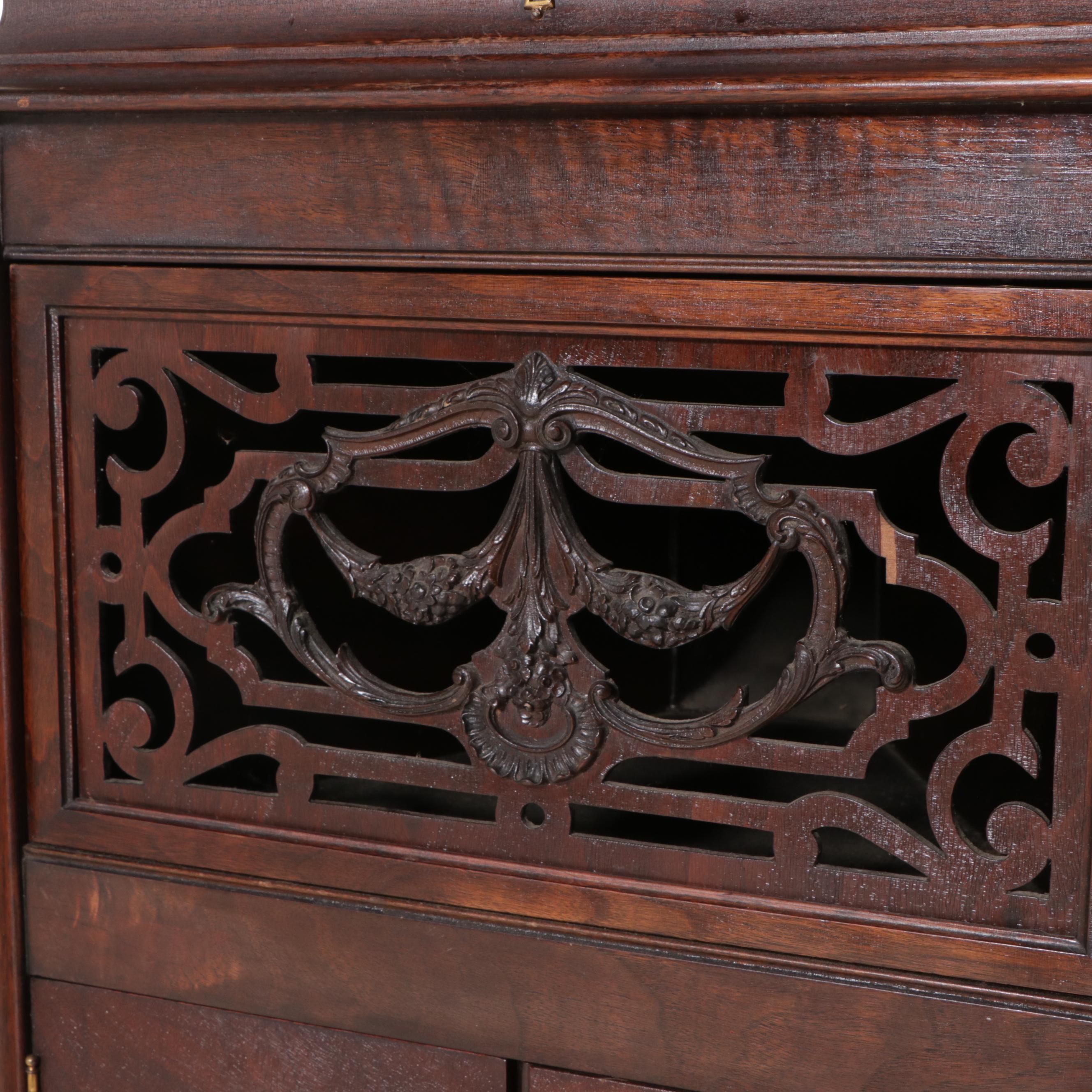 Antique Silvertone Phonograph