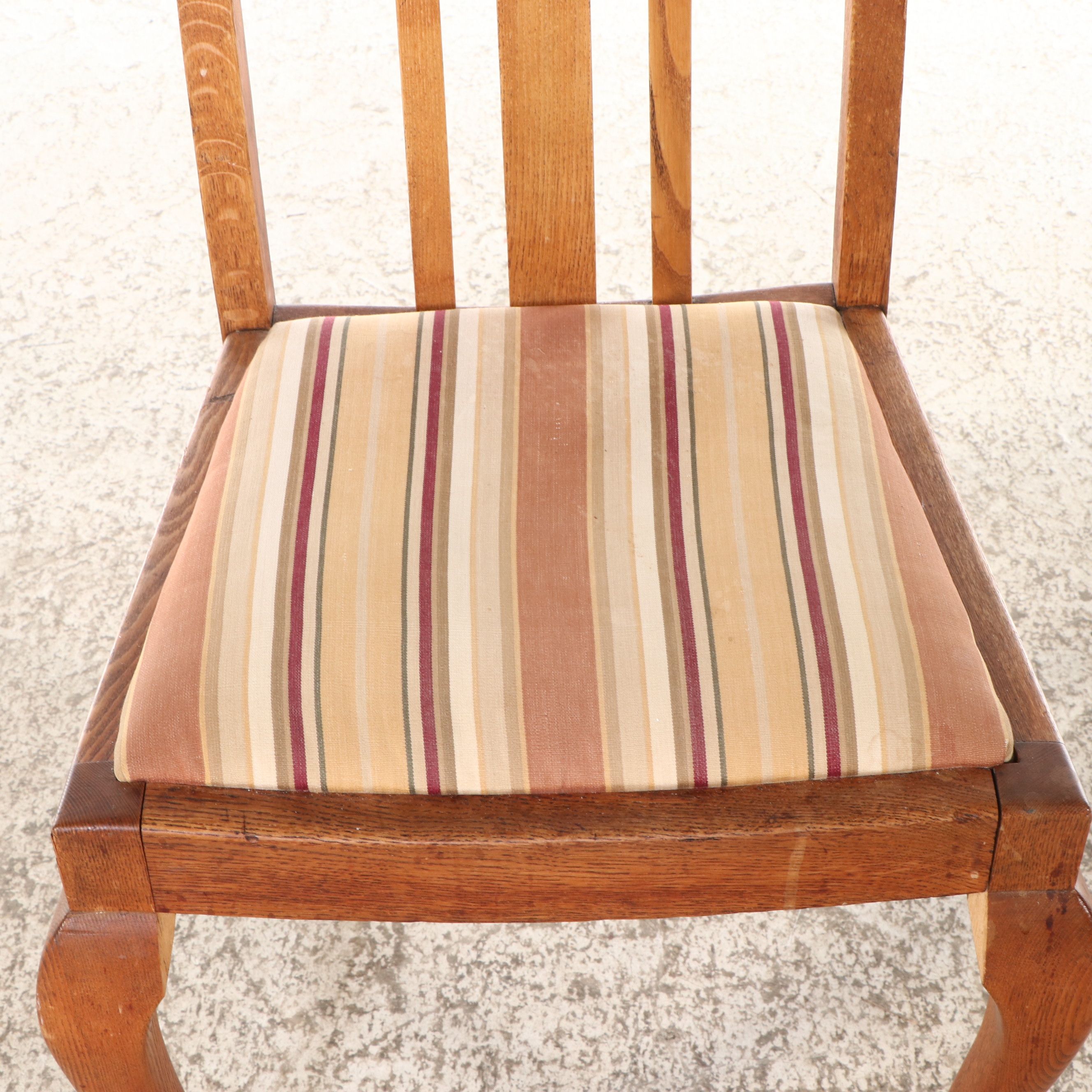Queen Anne Style Oak Side Chair, 20th Century