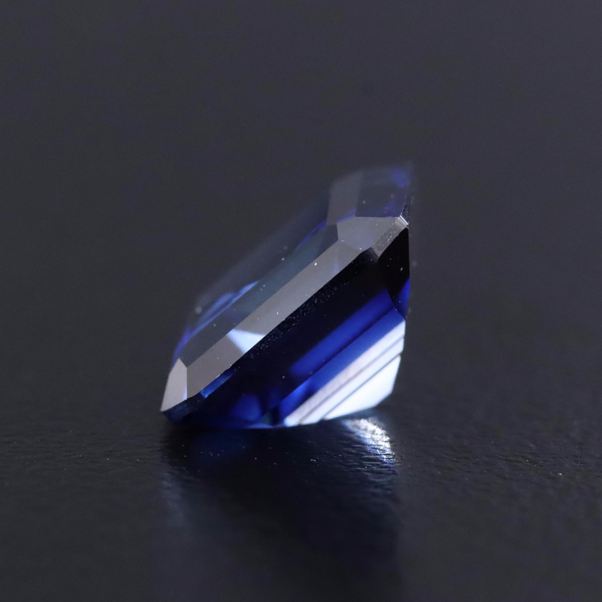 Loose 2.99 CT Lab Grown Sapphire
