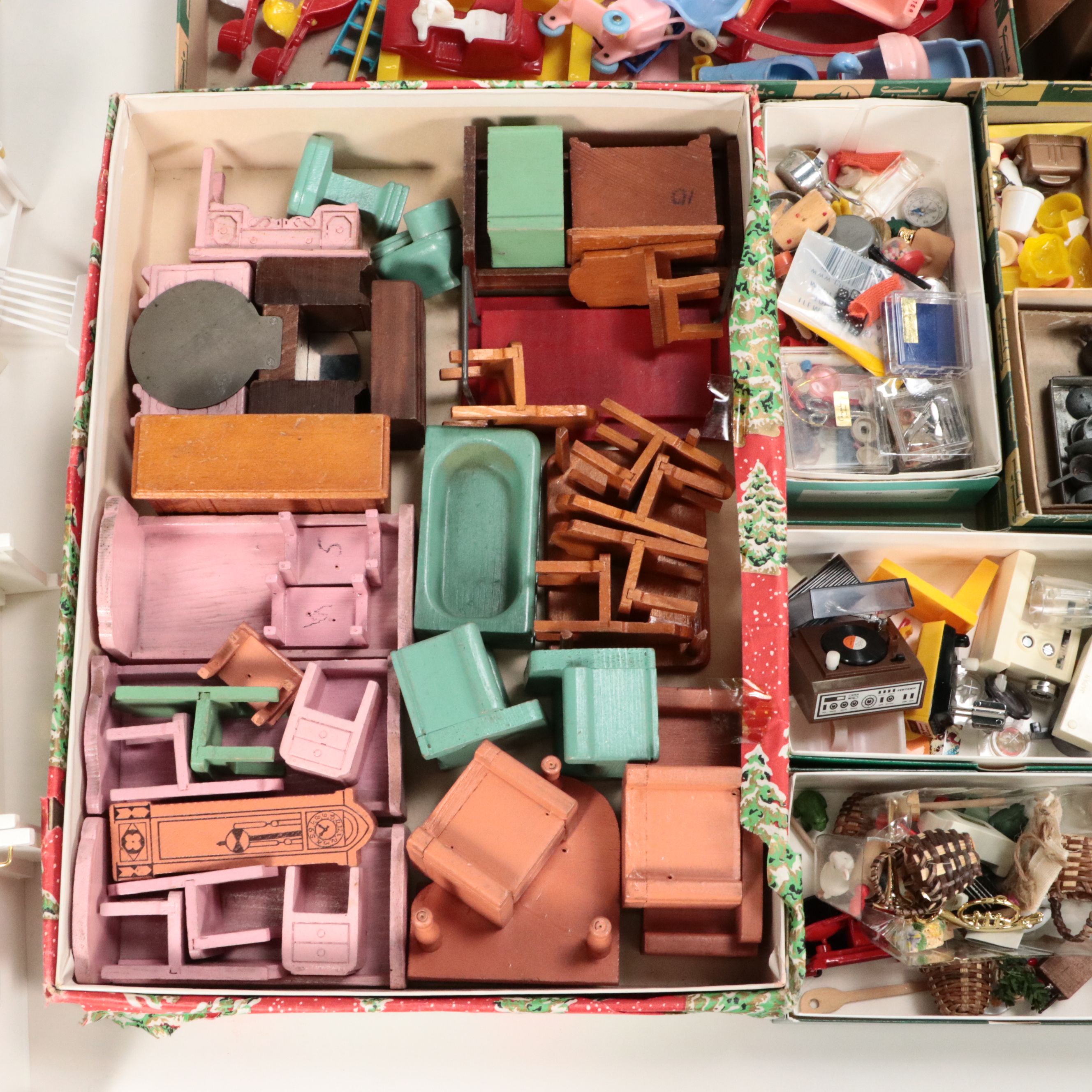 Dollhouse Furniture and Miniature Décor with Cracker Jack Prizes, More Toys