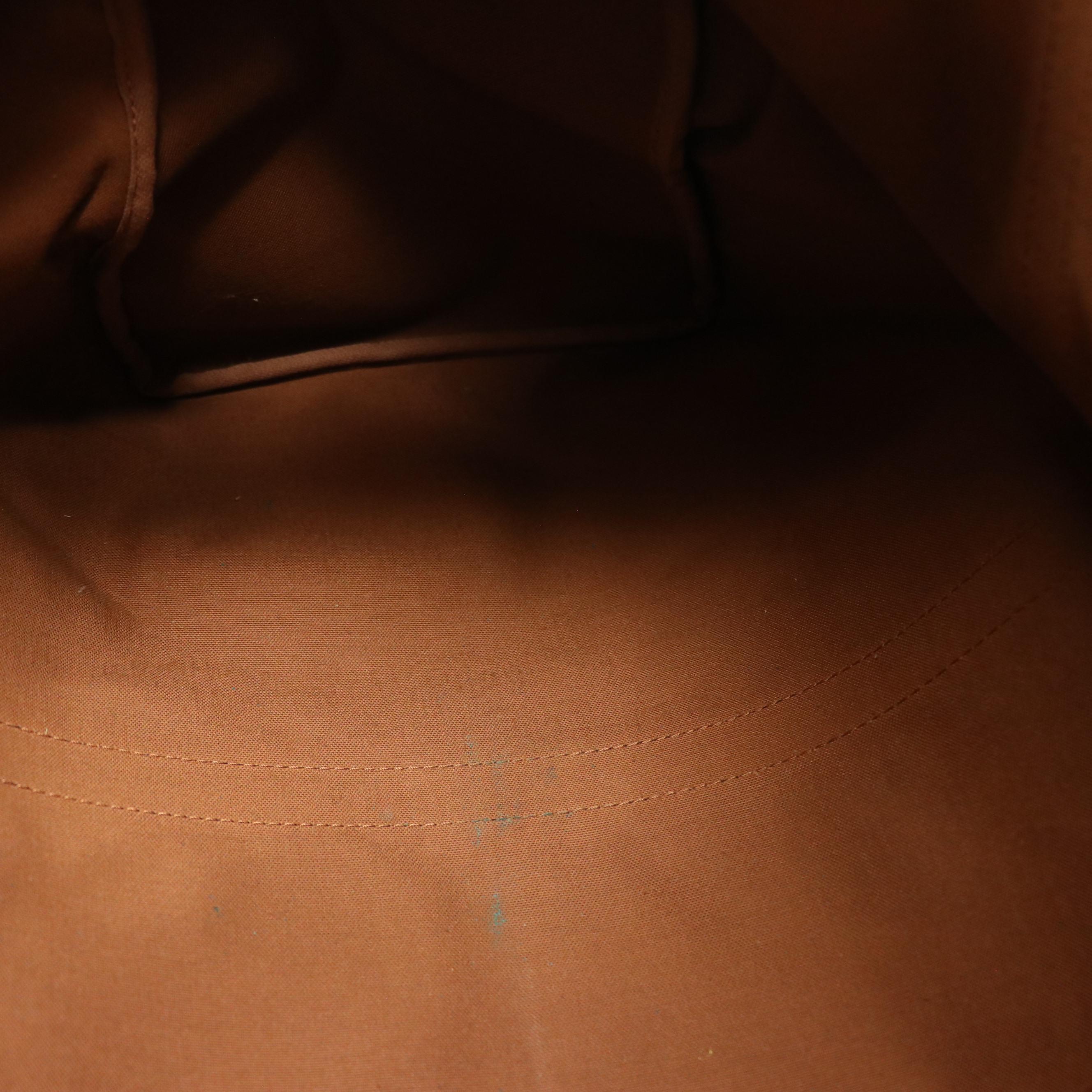 Louis Vuitton Keepall Bandoulière 50 in Monogram Canvas and Vachetta Leather