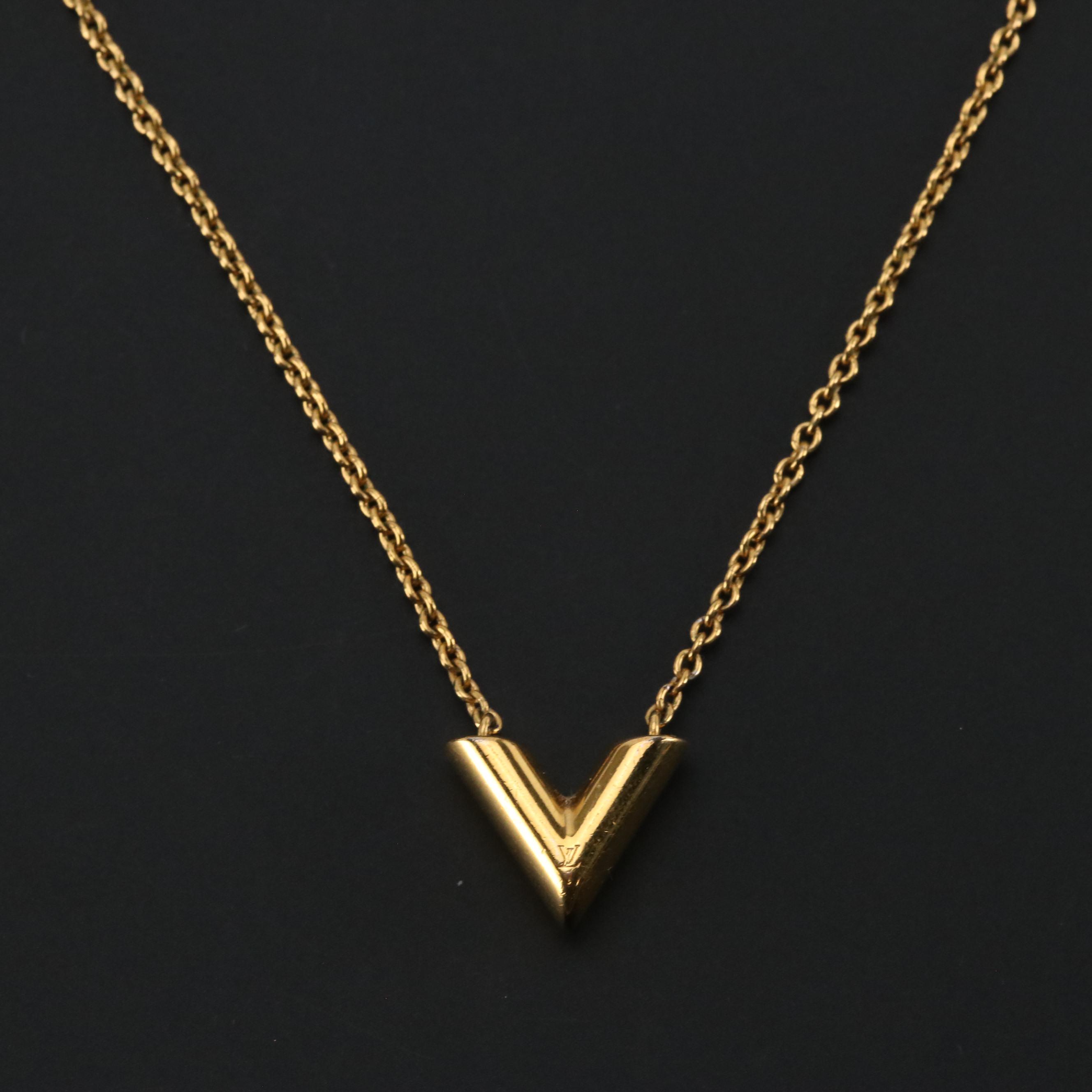 Louis Vuitton Essential V Necklace