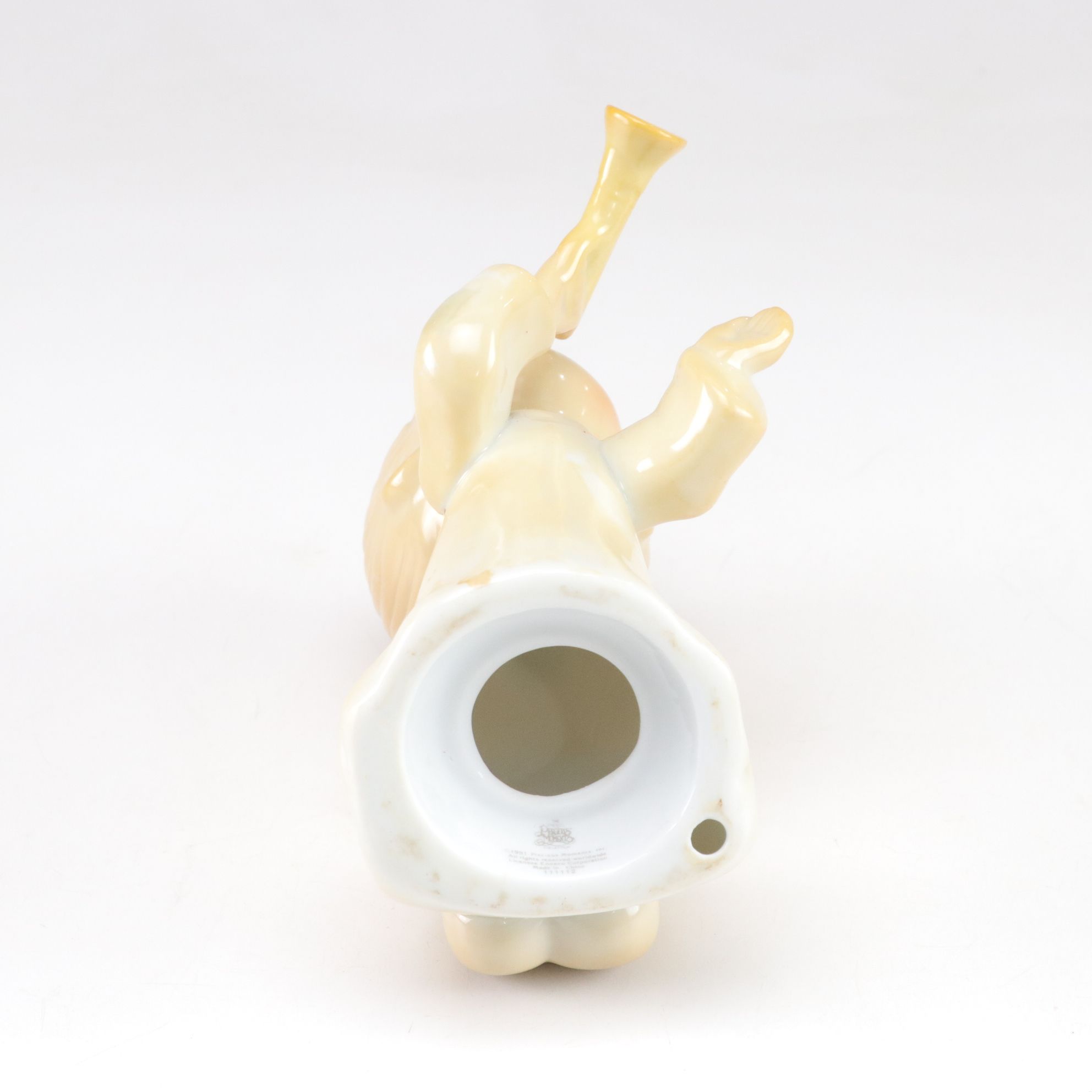 Precious Moments Angel Statues with Japanese Chalkware Kissing Angels