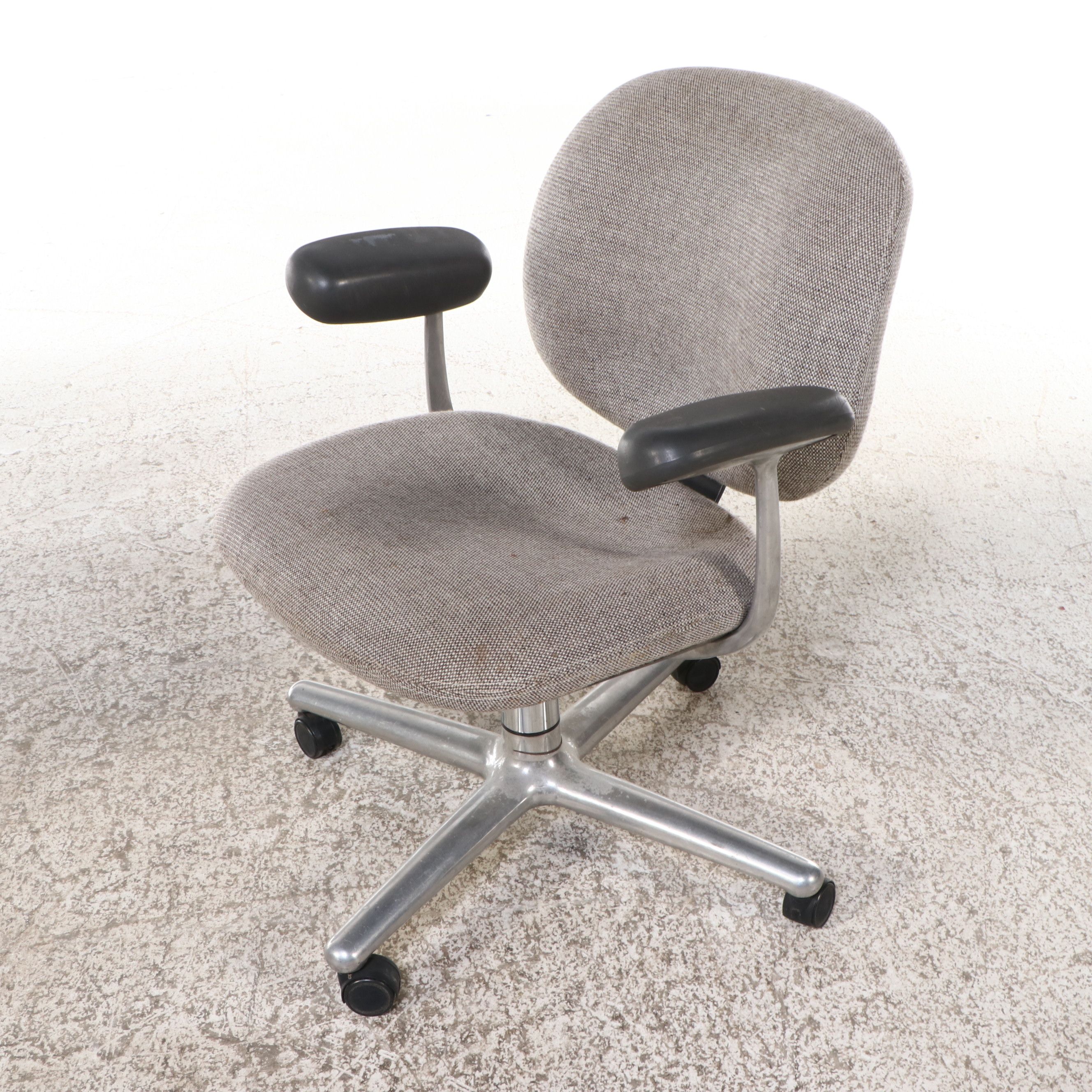 Herman Miller Aluminum Group Office Chairs