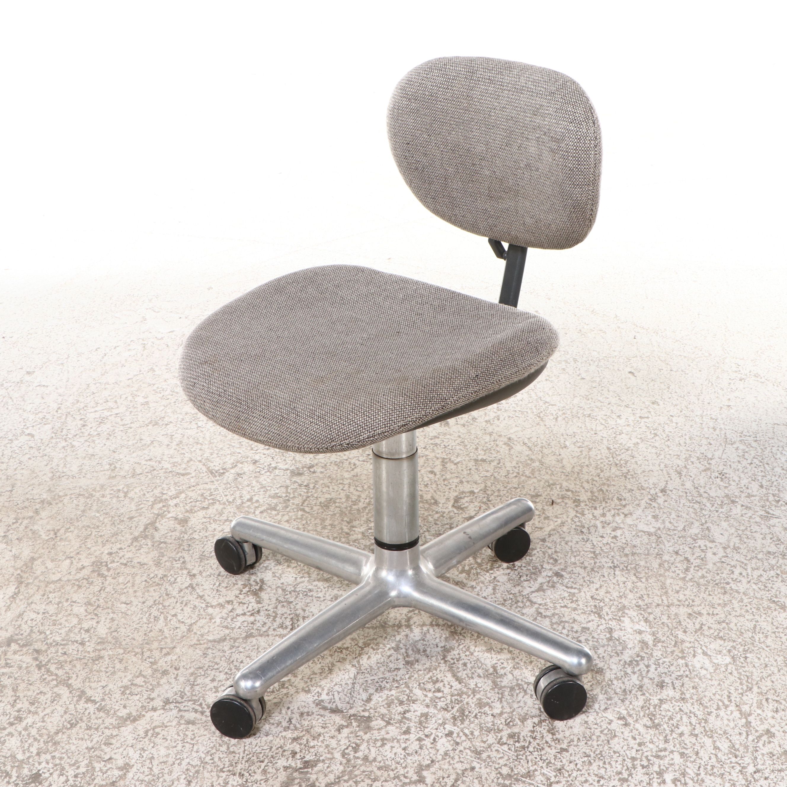 Herman Miller Aluminum Group Office Chairs