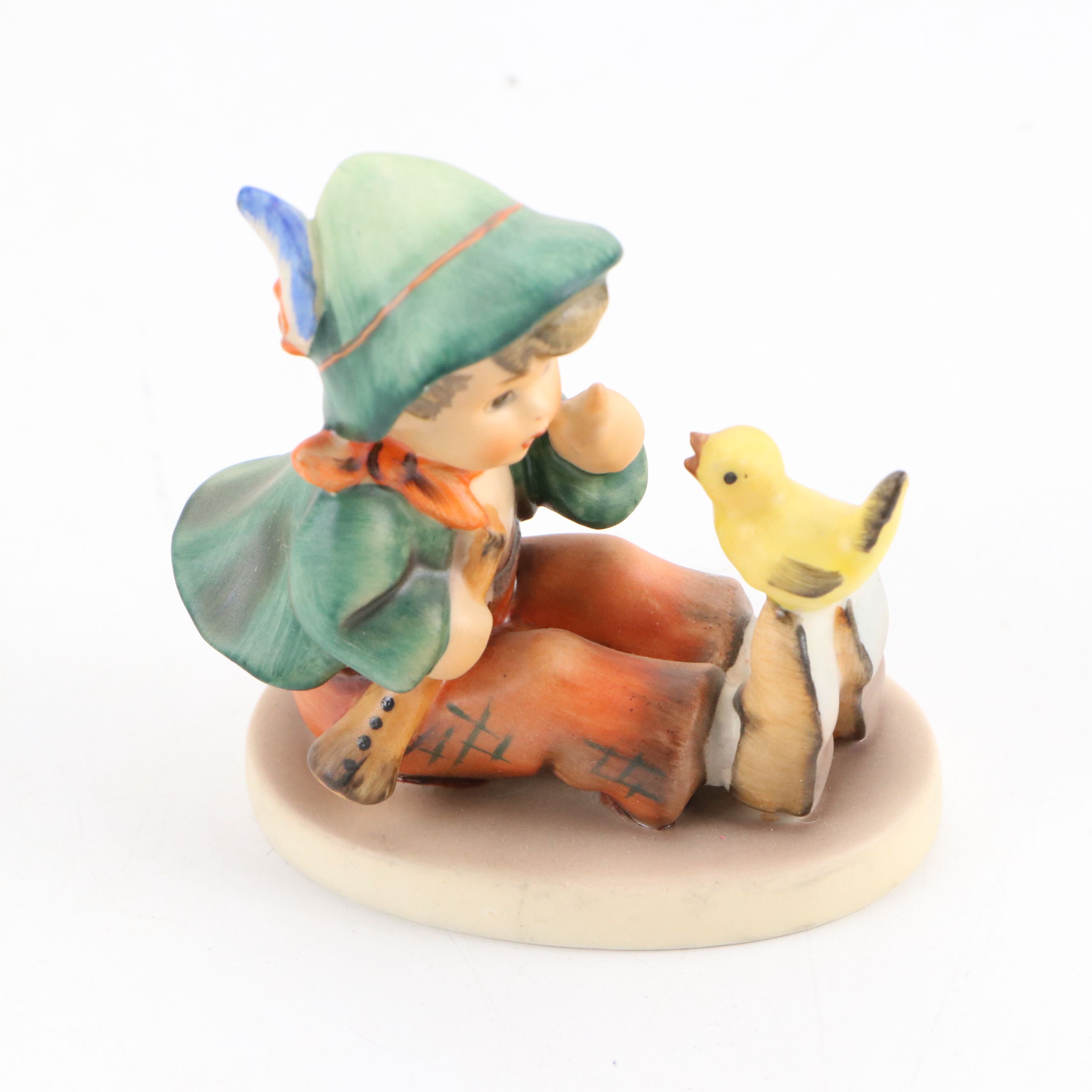 Goebel "Eventide," "Retreat to Safety," and More Porcelain Figurines