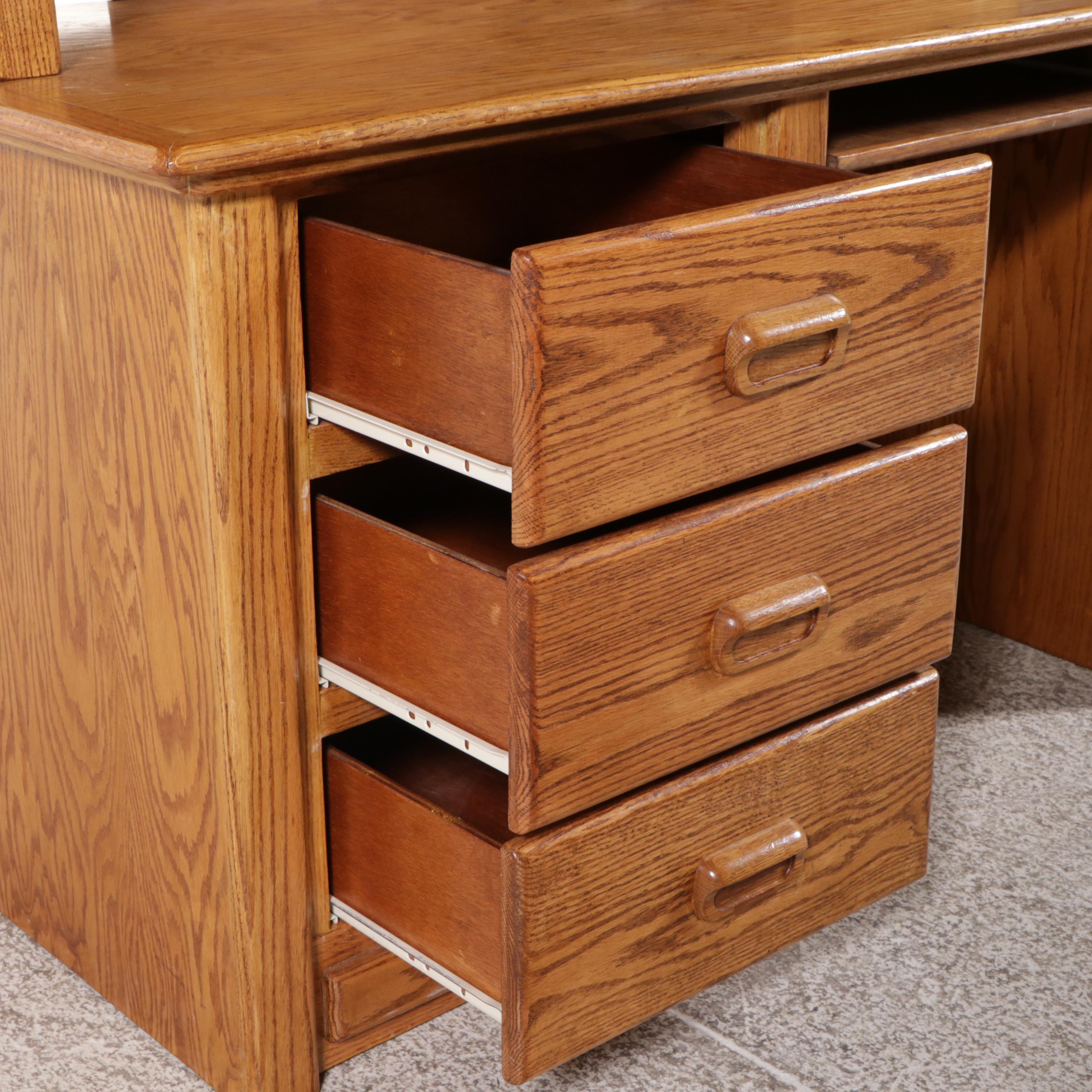 Modernist Style Oak Desk with Hutch and Computer Chair, Late 20th Century