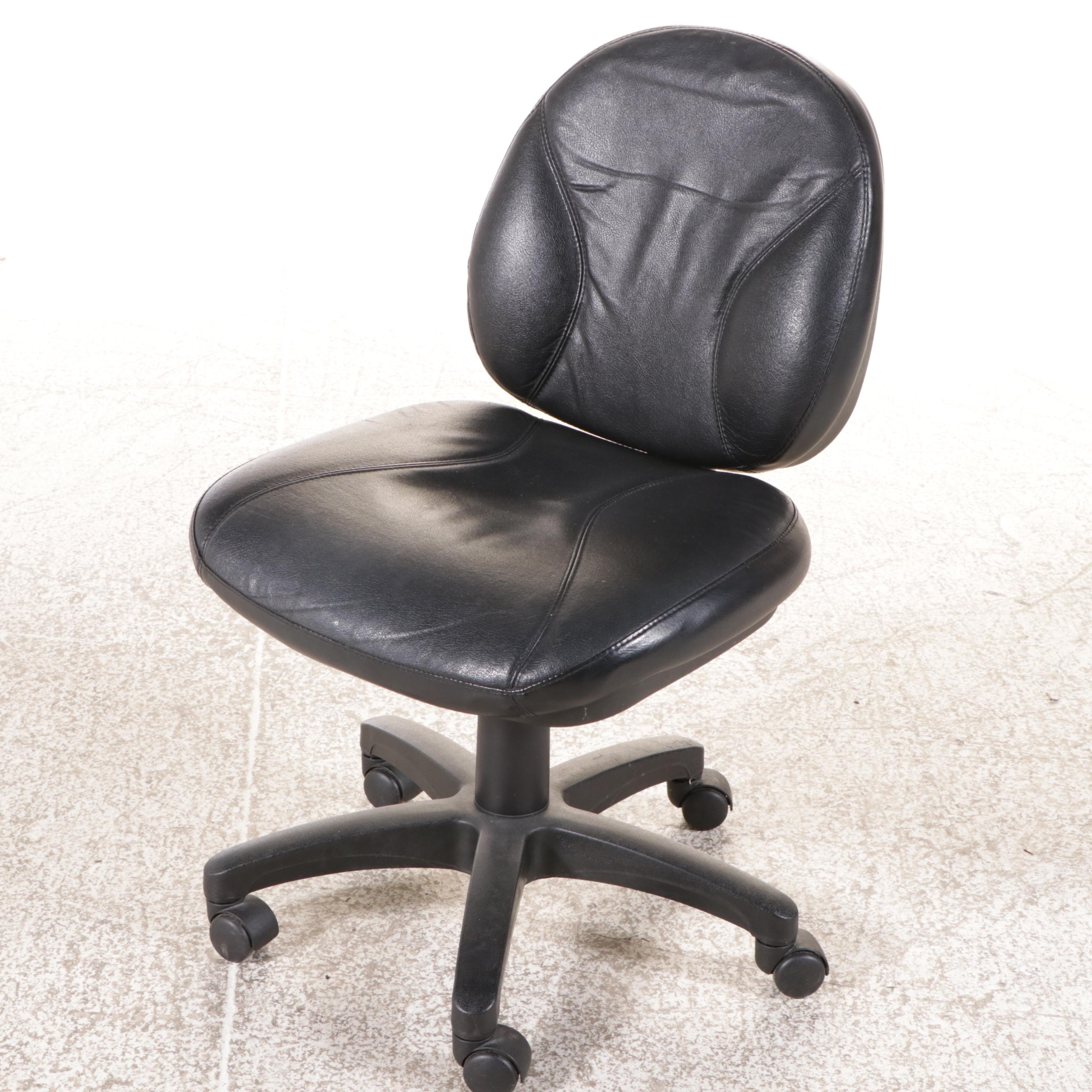 Modernist Style Oak Desk with Hutch and Computer Chair, Late 20th Century