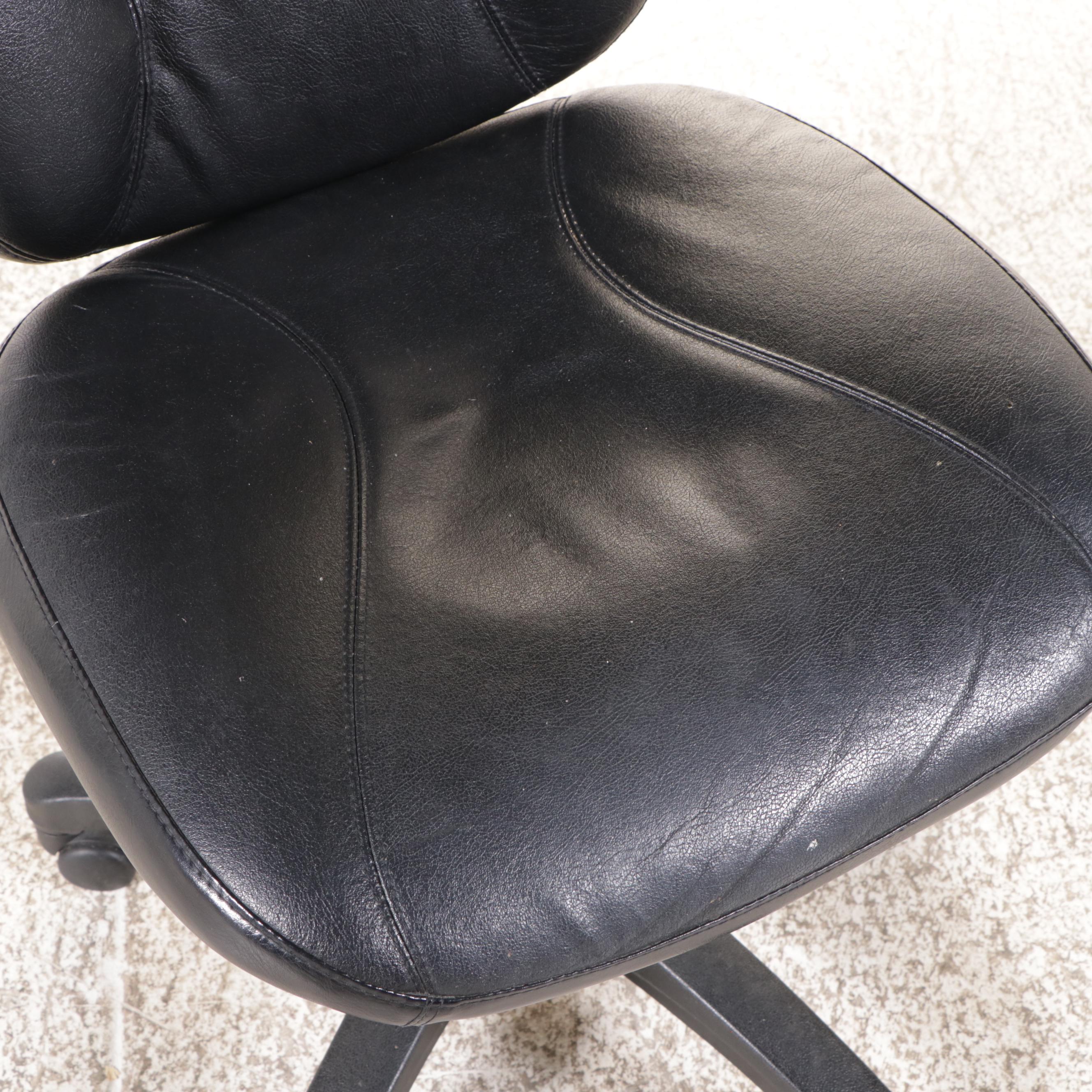 Modernist Style Oak Desk with Hutch and Computer Chair, Late 20th Century