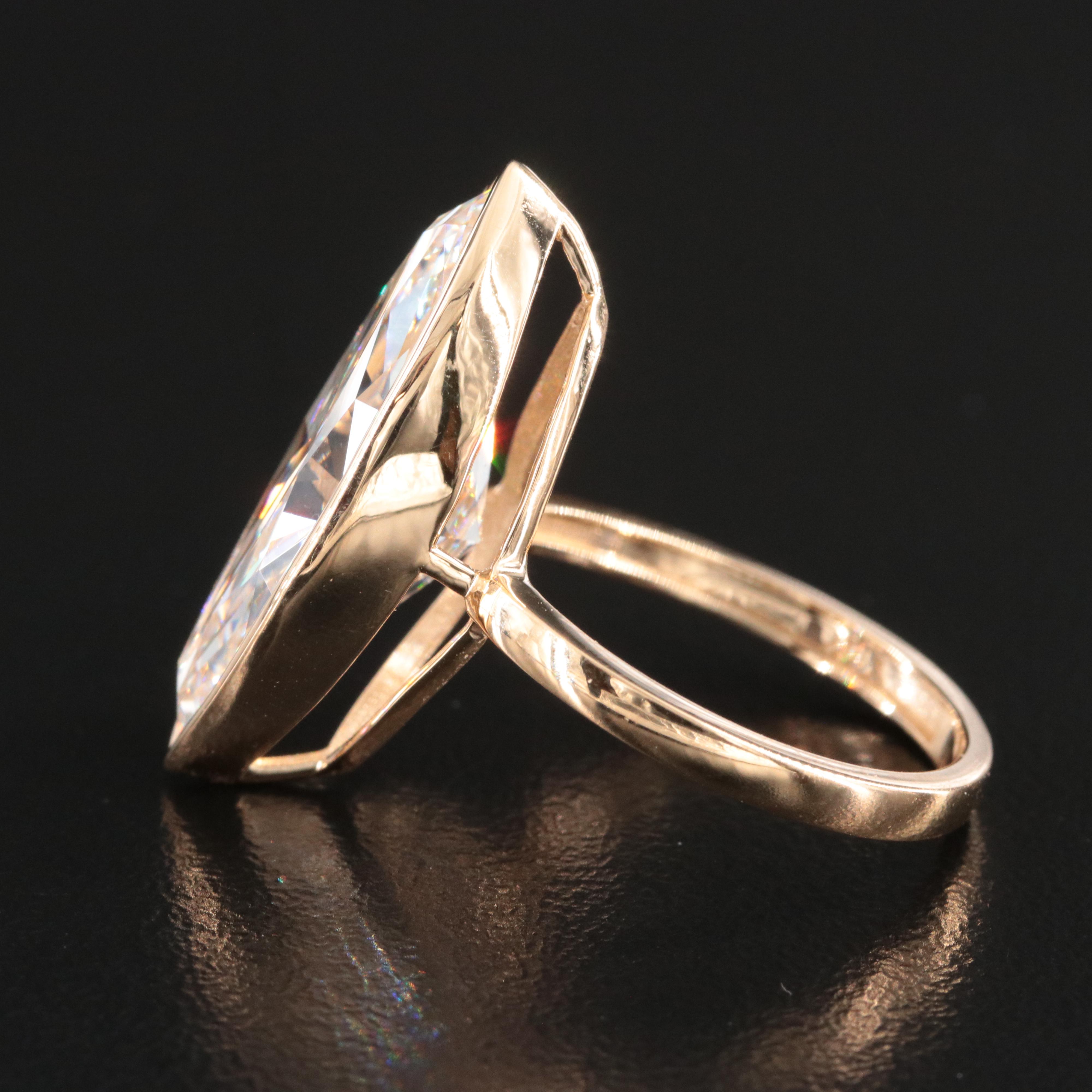 18K 8.20 CT Lab Grown Diamond Solitaire Ring with IGI Report