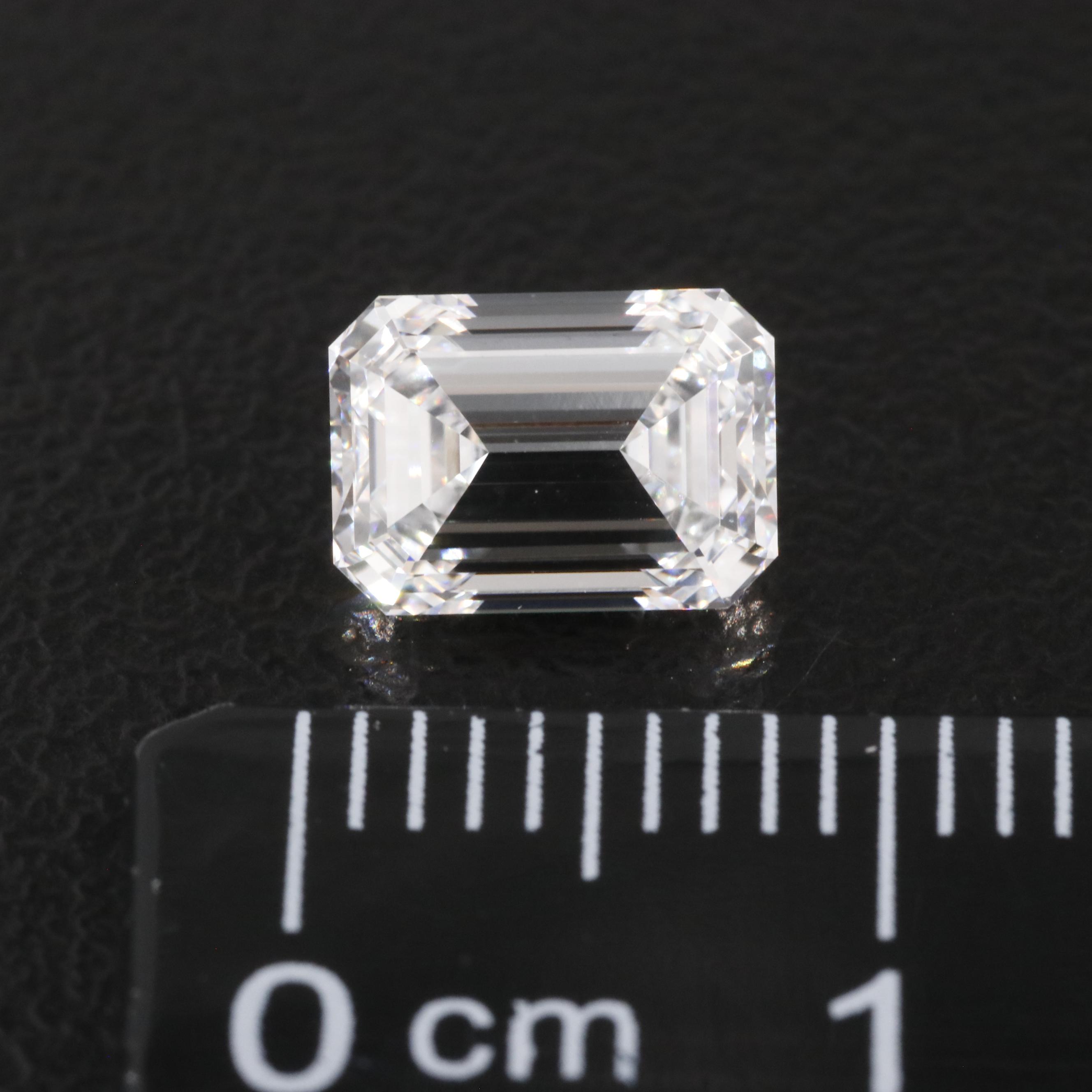 Loose 1.57 CT Lab Grown Diamond with IGI Report