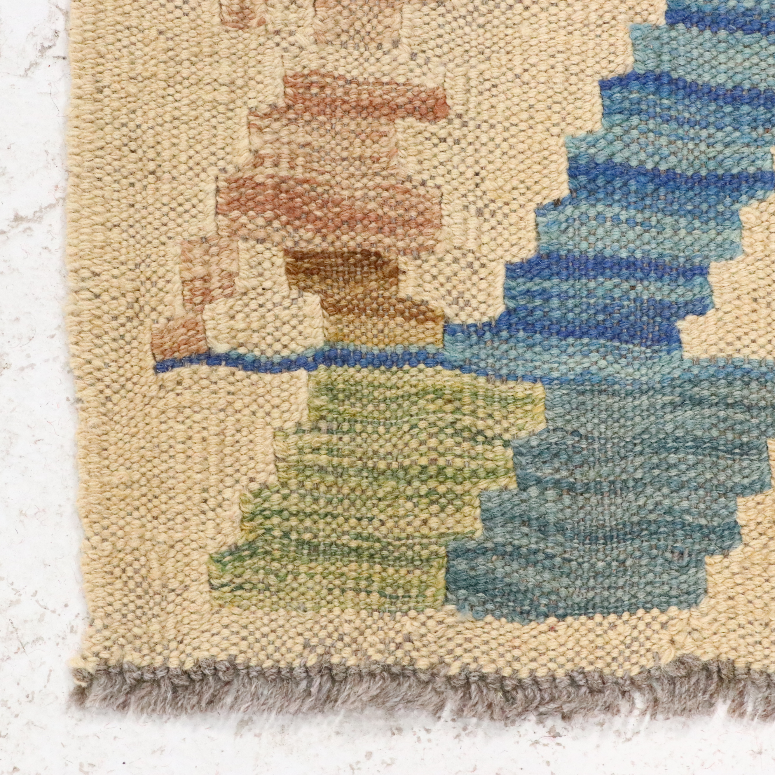 5' x 6'6 Handwoven Pakistani Kilim Area Rug