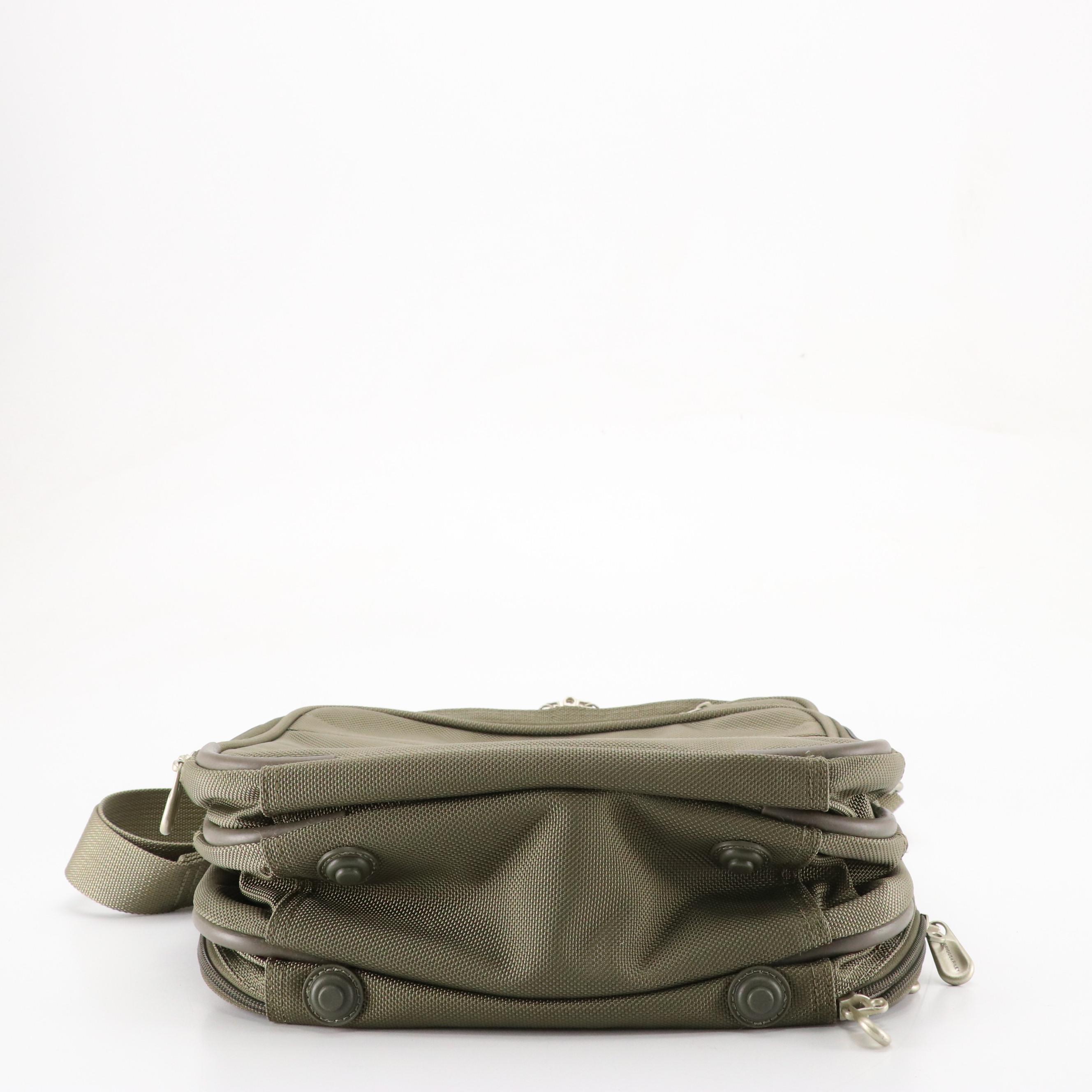 Travel Pro Overnight Rolling Luggage and Crew 6 Bag, Briggs & Riley Travel Bag