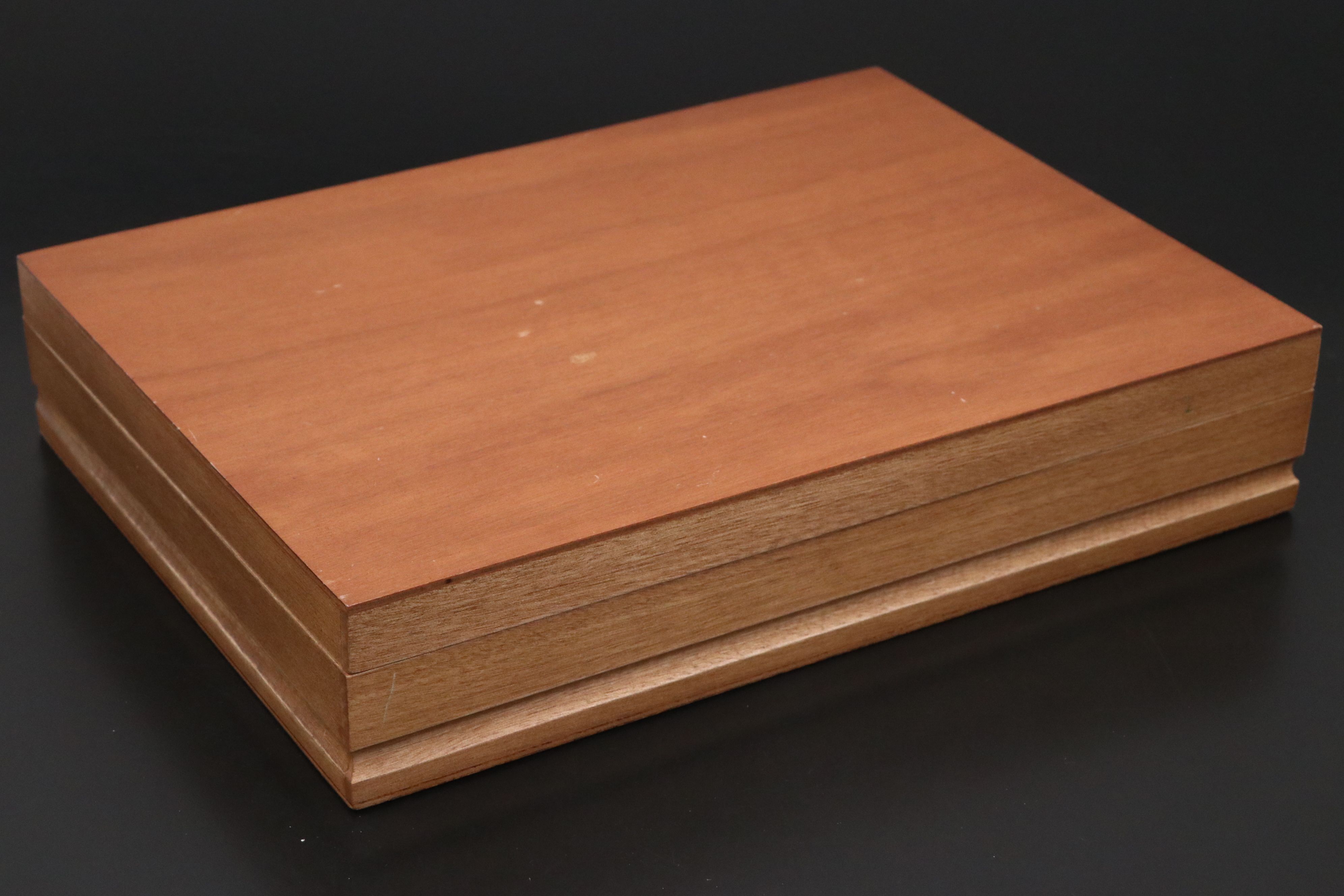 Worcester "Thread & Shell" and John Turton "Kings" Silver Plate Flatware