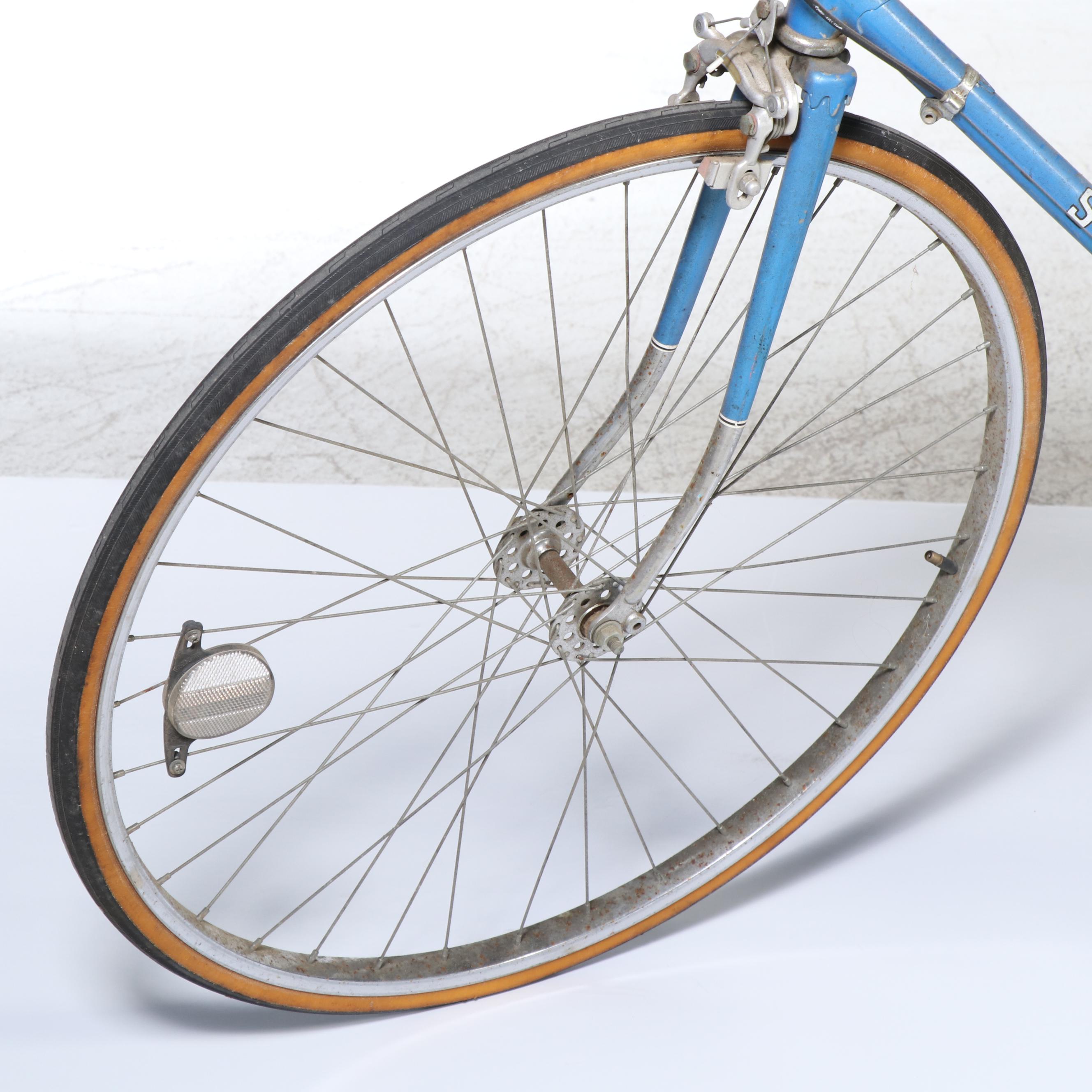 Schwinn Traveler III Road Bicycle