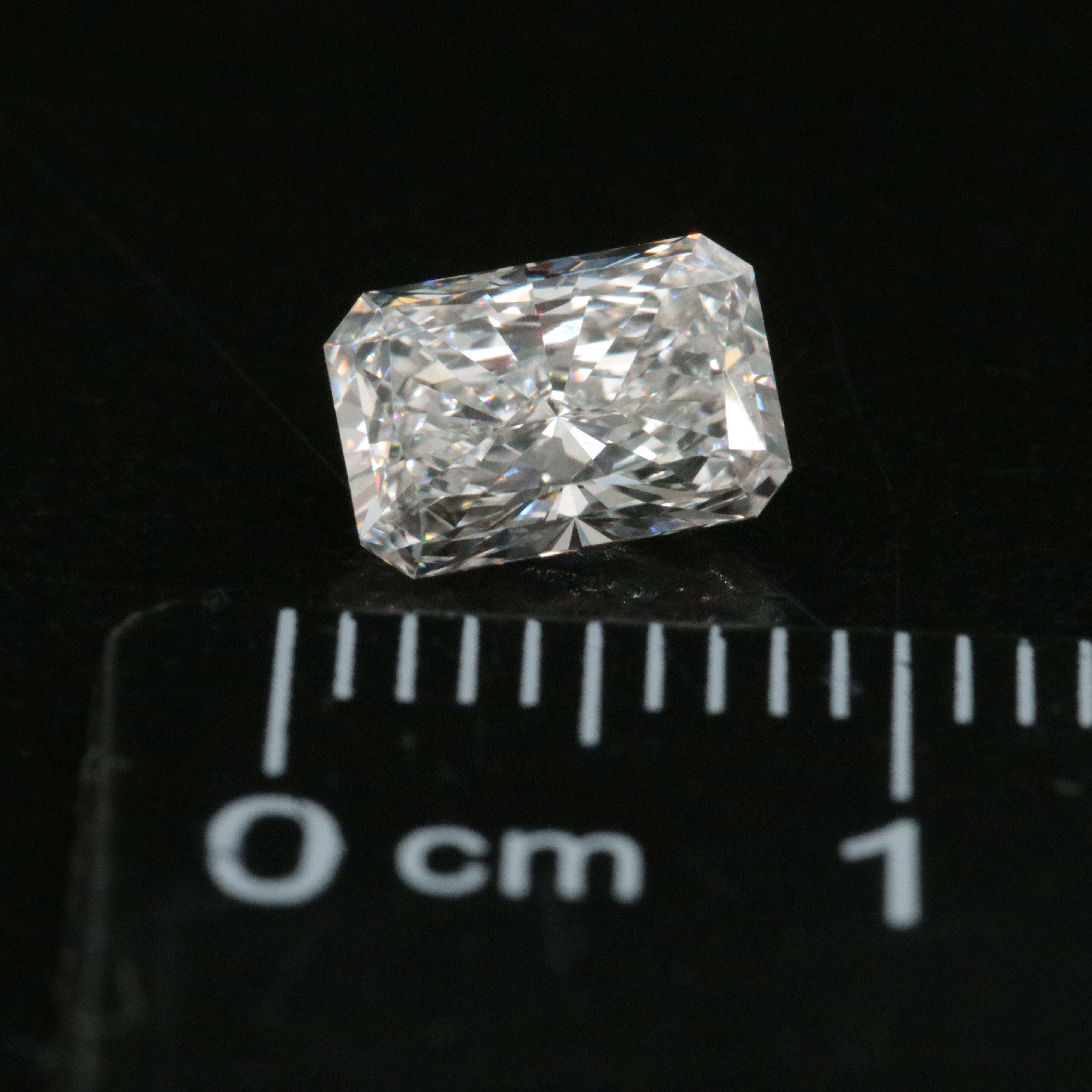 Loose 1.03 CT Lab Grown Diamond with IGI Report