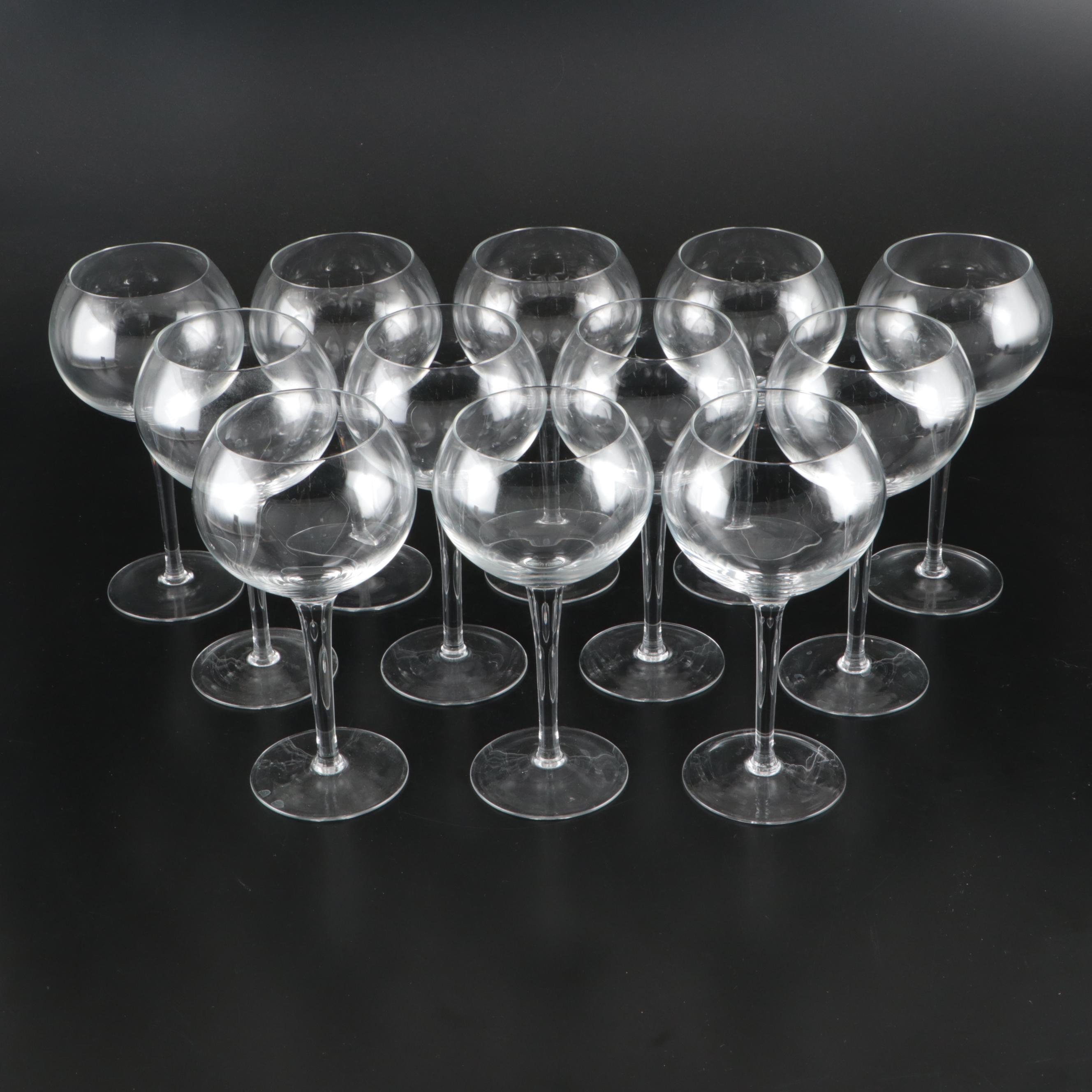 Contemporary Crystal Wine Glasses with Vinabon Wine Aerator