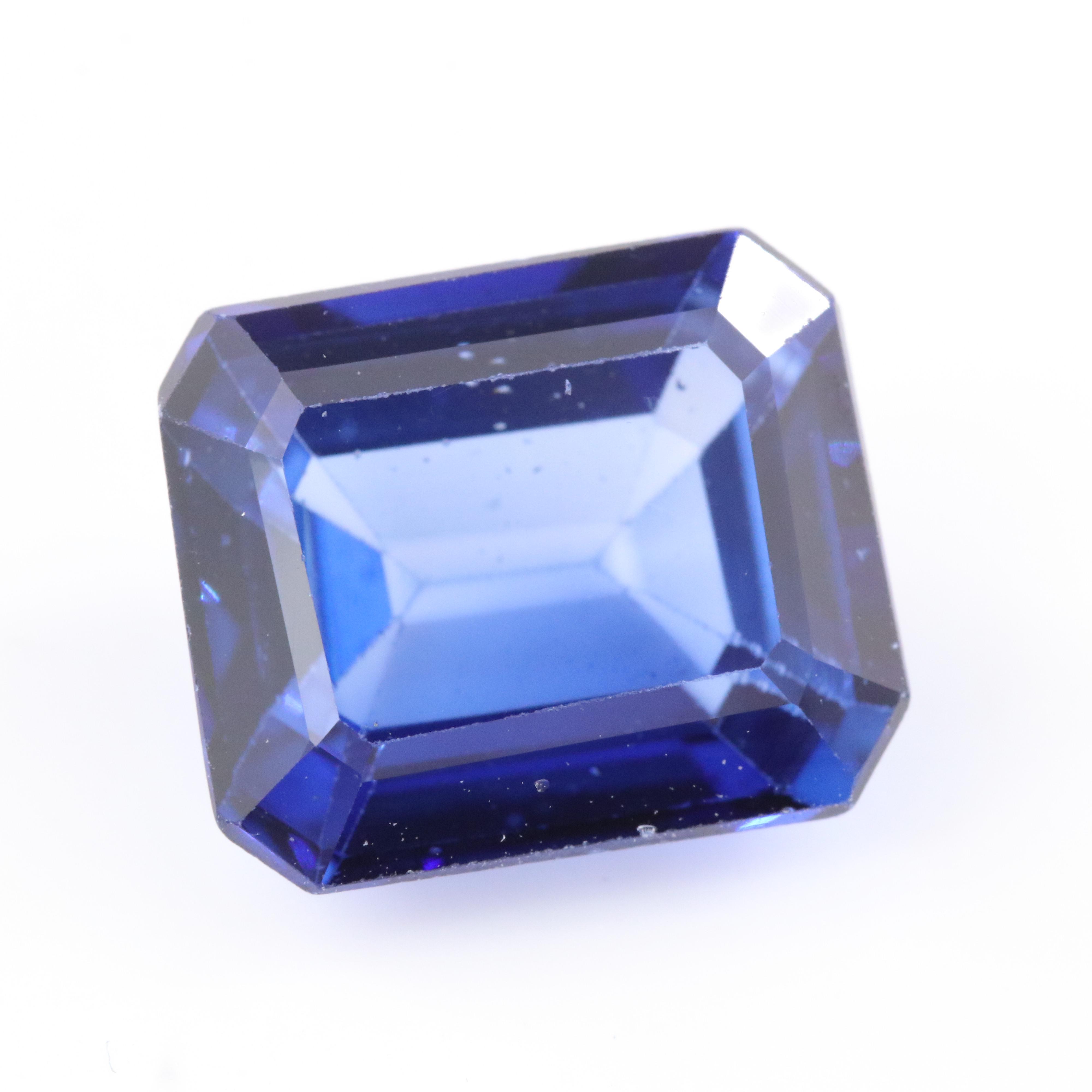 Loose 7.70 CT Lab Grown Sapphire