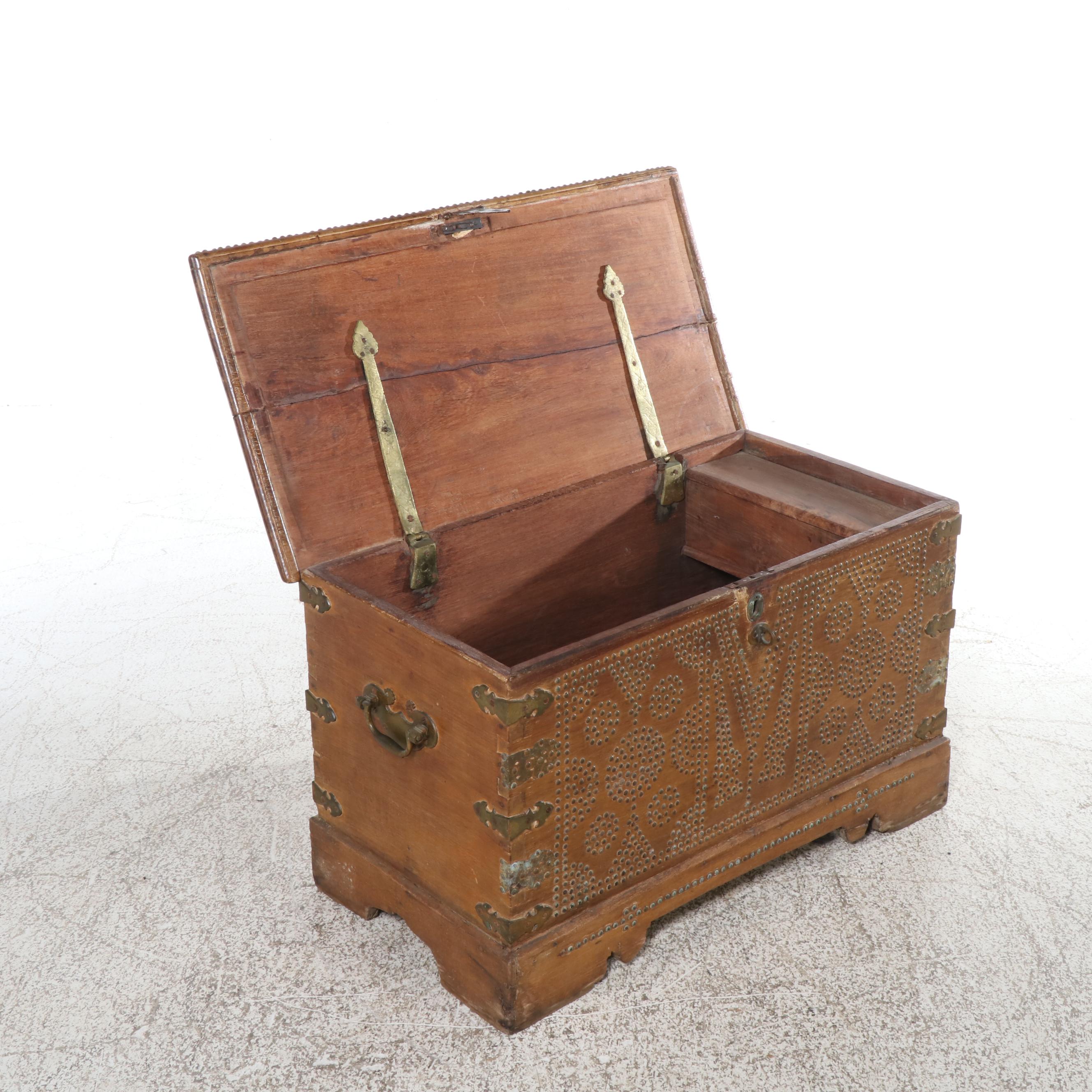 Anglo-Indian Style Brass Nailhead-Decorated Trunk, 20th Century