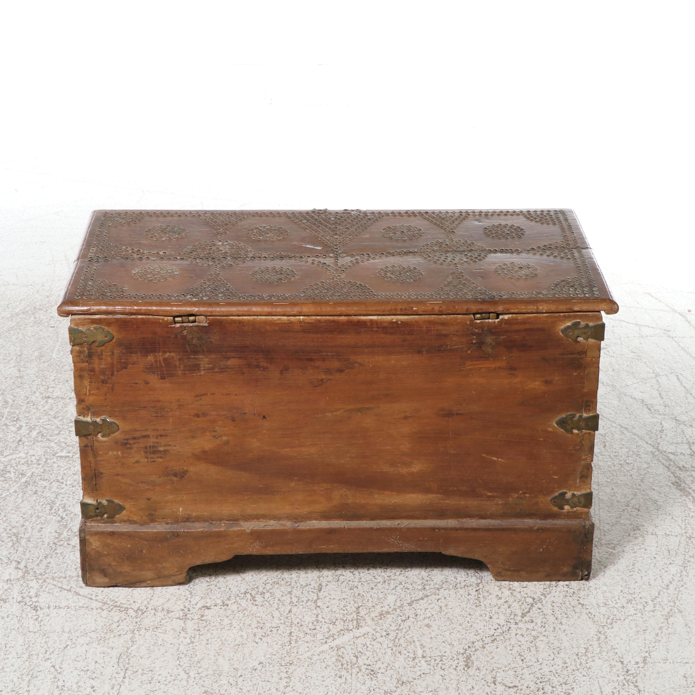 Anglo-Indian Style Brass Nailhead-Decorated Trunk, 20th Century