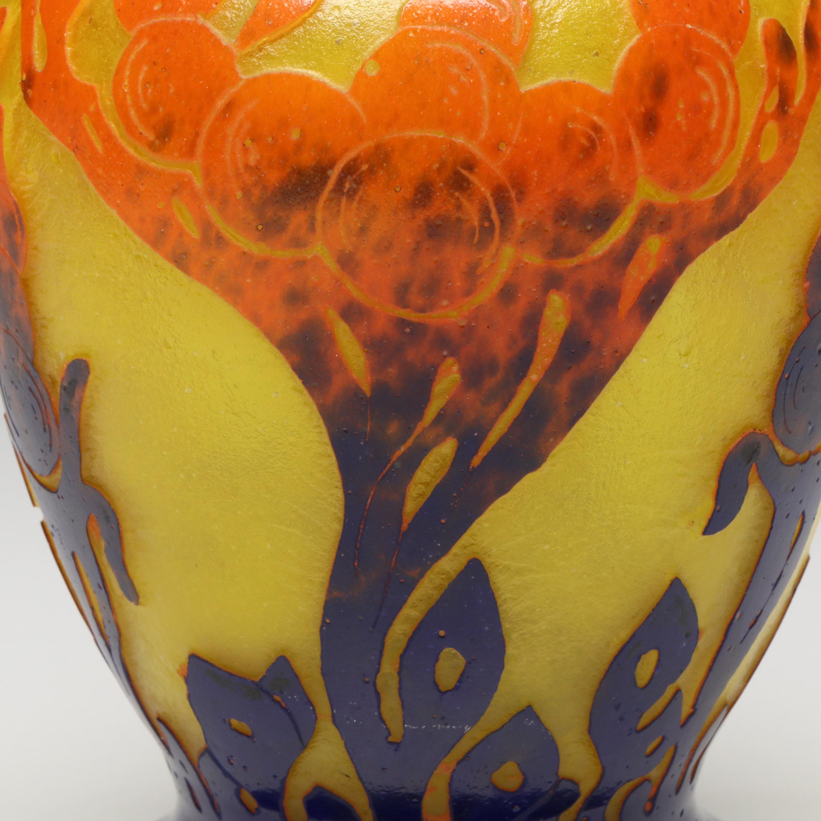 Schneider Le Verre Français Cameo Glass Vase, Early 20th Century