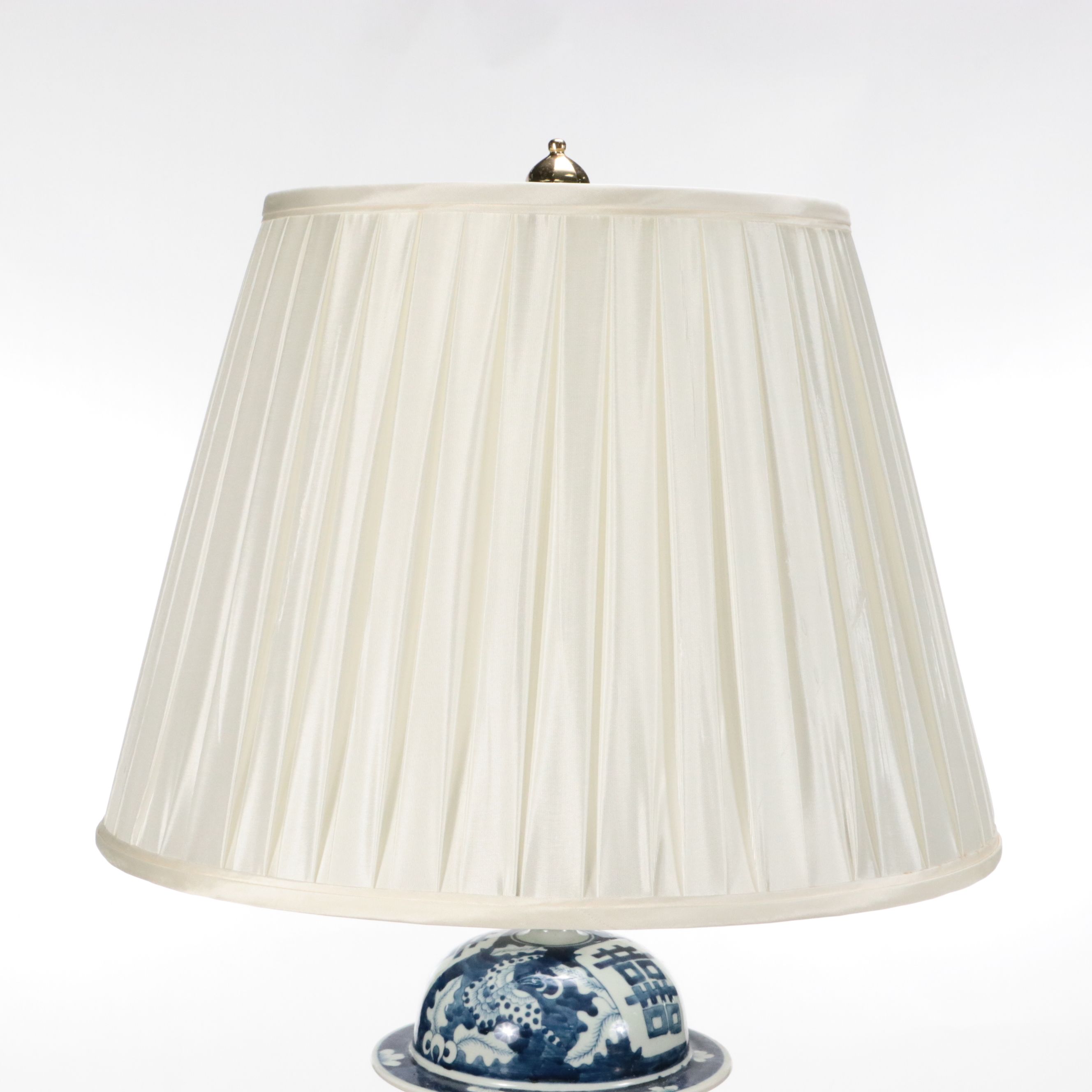 Chinese Porcelain Blue and White Ginger Jar Table Lamp with Silk Pleat Shades